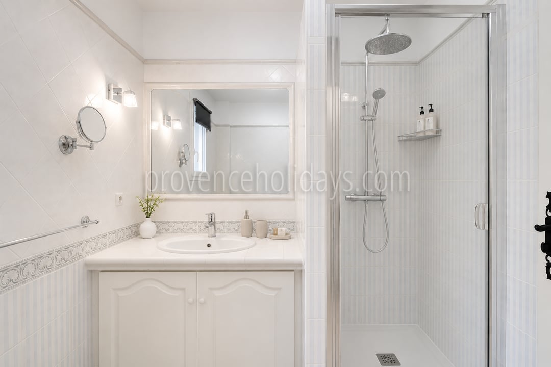 6 - Villa Calypso: Villa: Bathroom