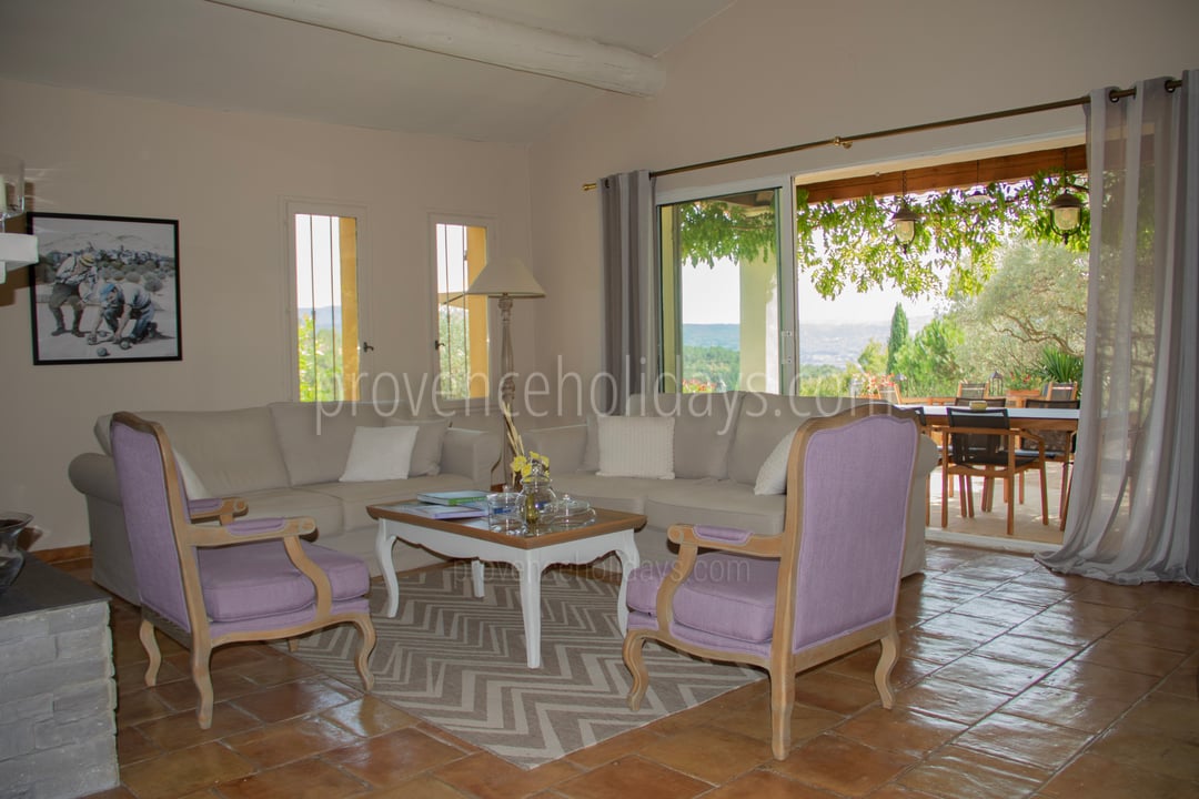 15 - Villa des Rosiers: Villa: Interior