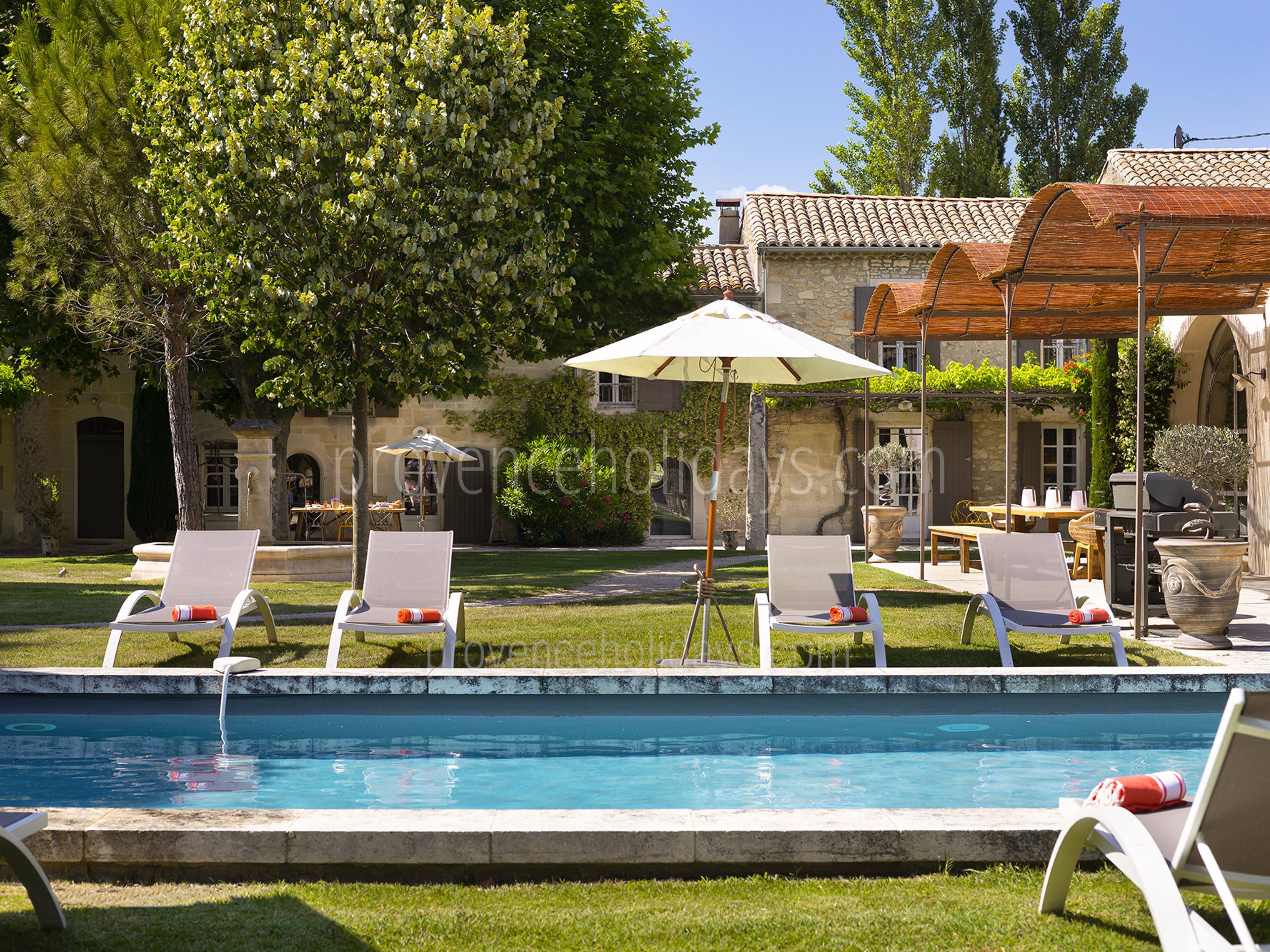 1 - Les Oliviers: Villa: Pool - Heated pool 5x15m