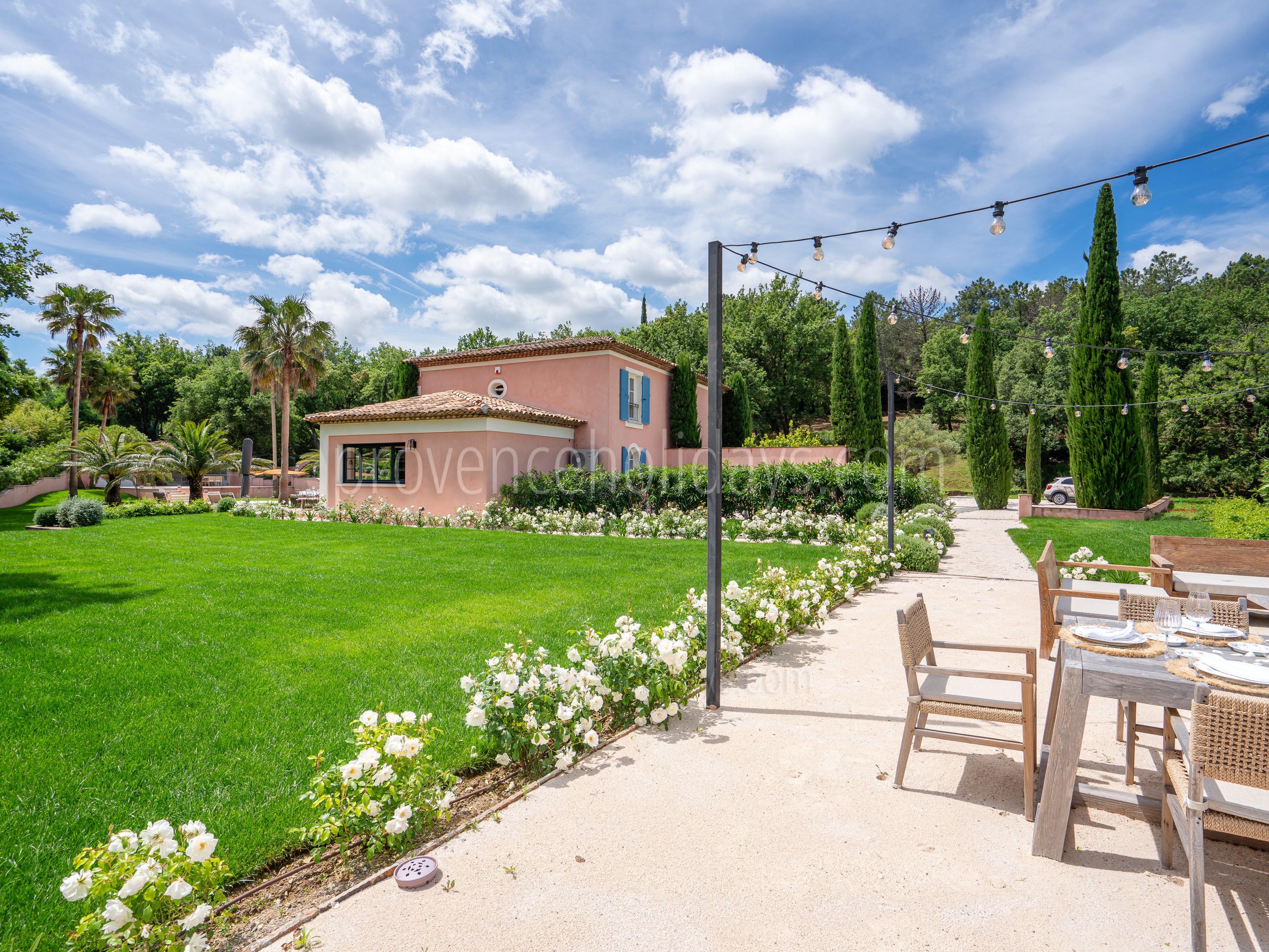 26 - Villa Honora: Villa: Exterior