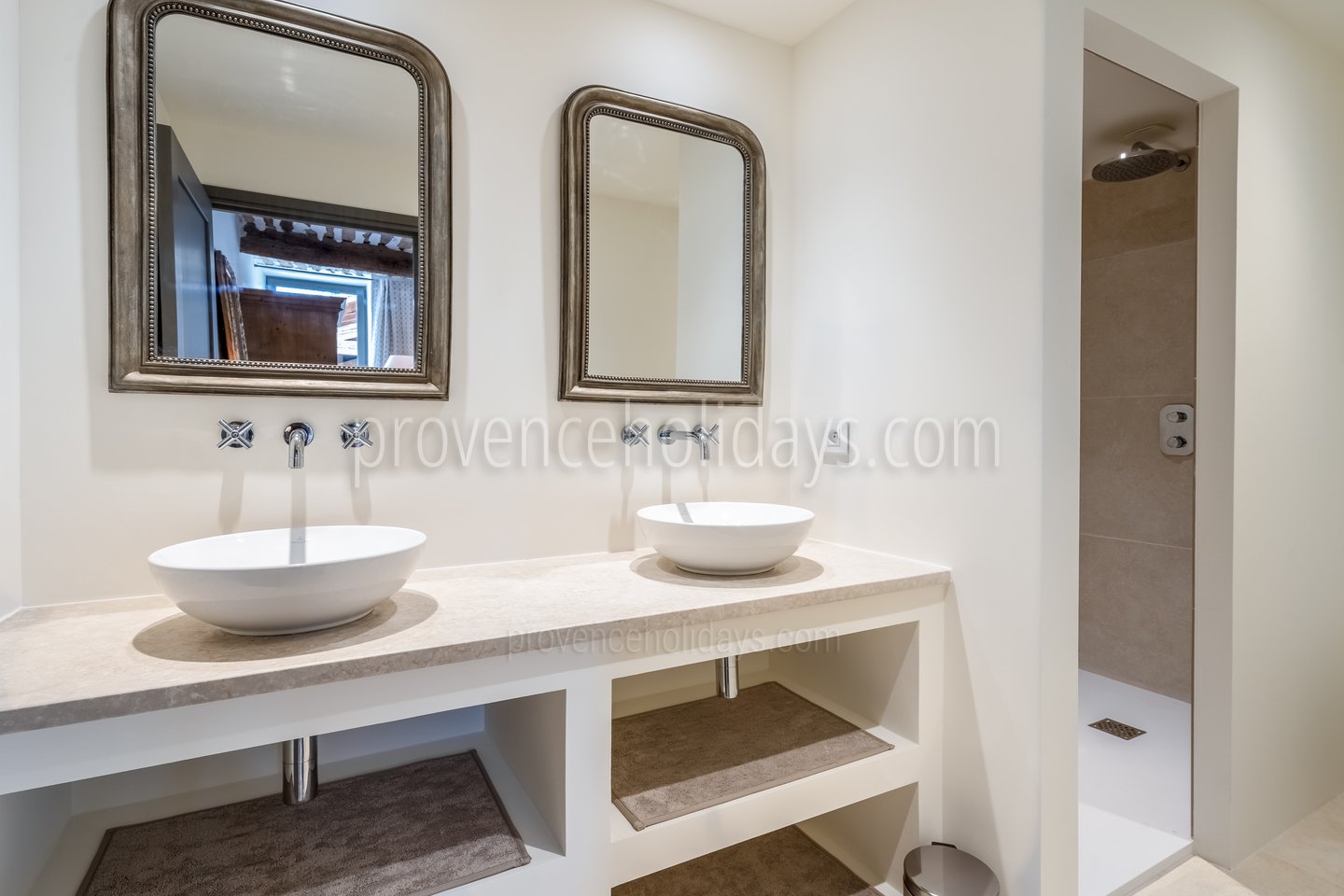 37 - La Bastide des Sources: Villa: Bathroom