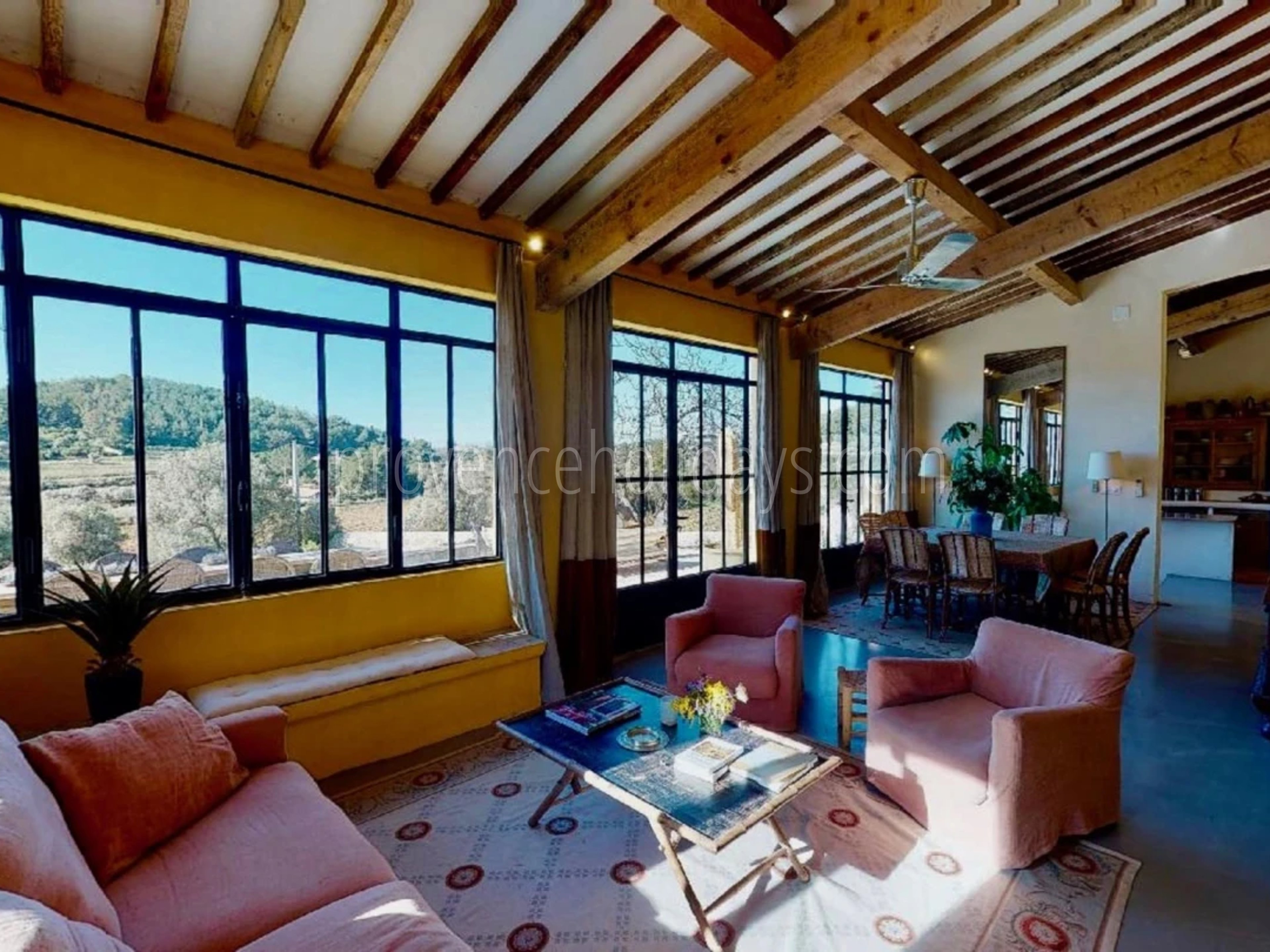 18 - La Bastide Ensoleillée: Villa: Interior