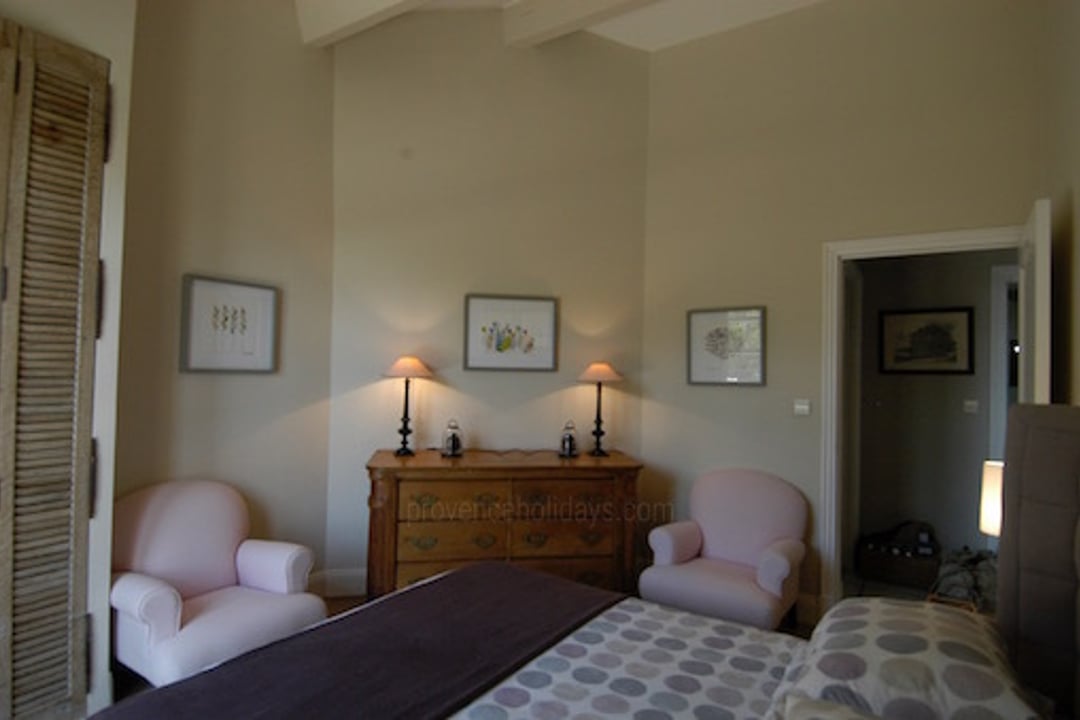 42 - Villa des Pins: Villa: Bedroom