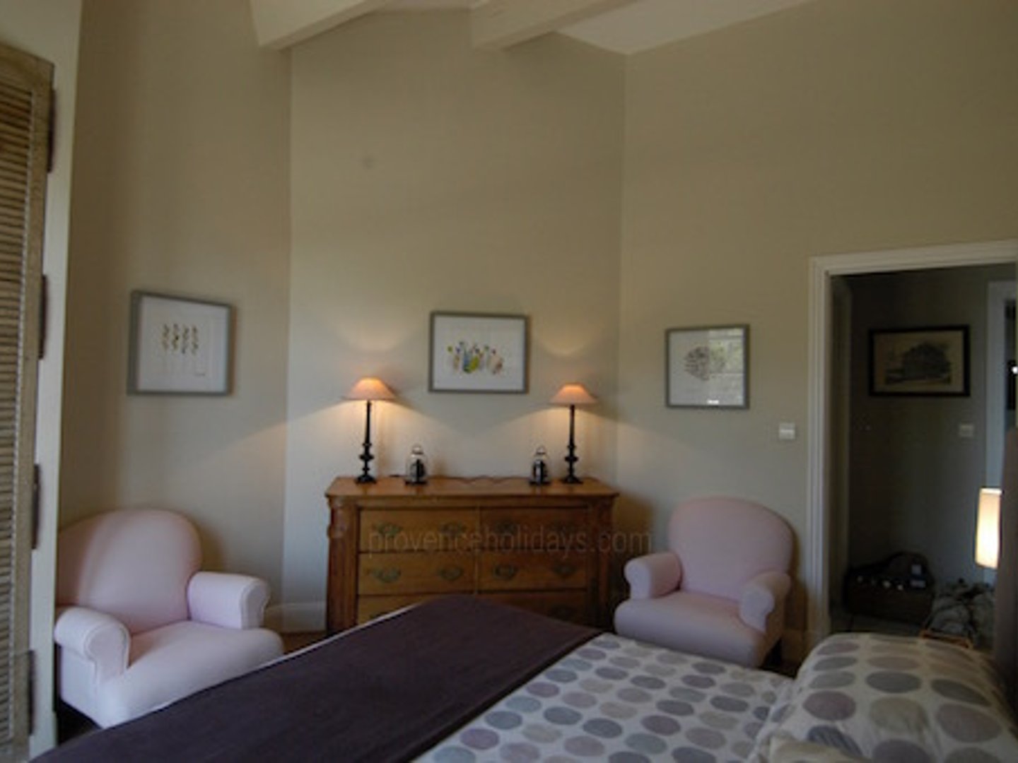42 - Villa des Pins: Villa: Bedroom