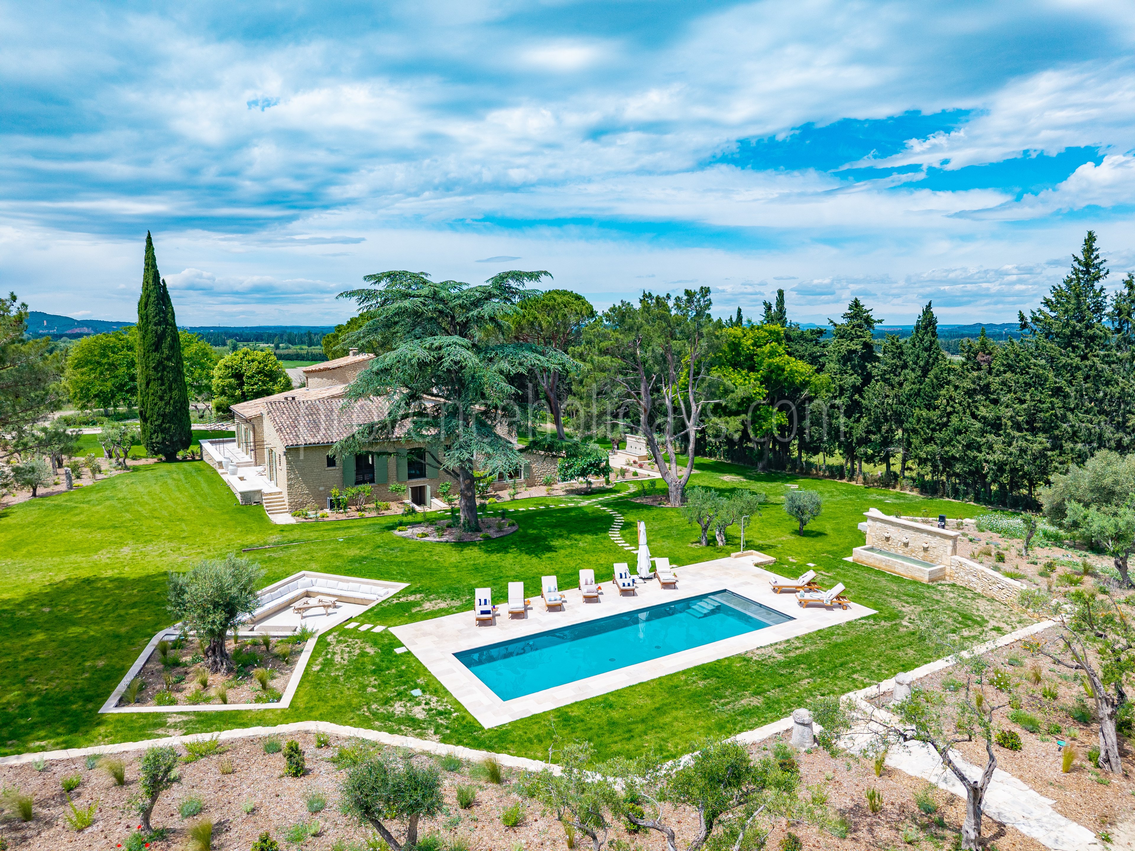 -1 - Mas des Cistes: Villa: Exterior