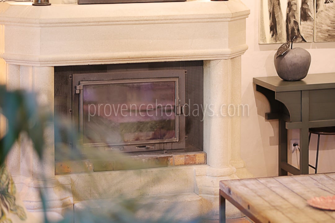 28 - Mas Castillon: Villa: Interior