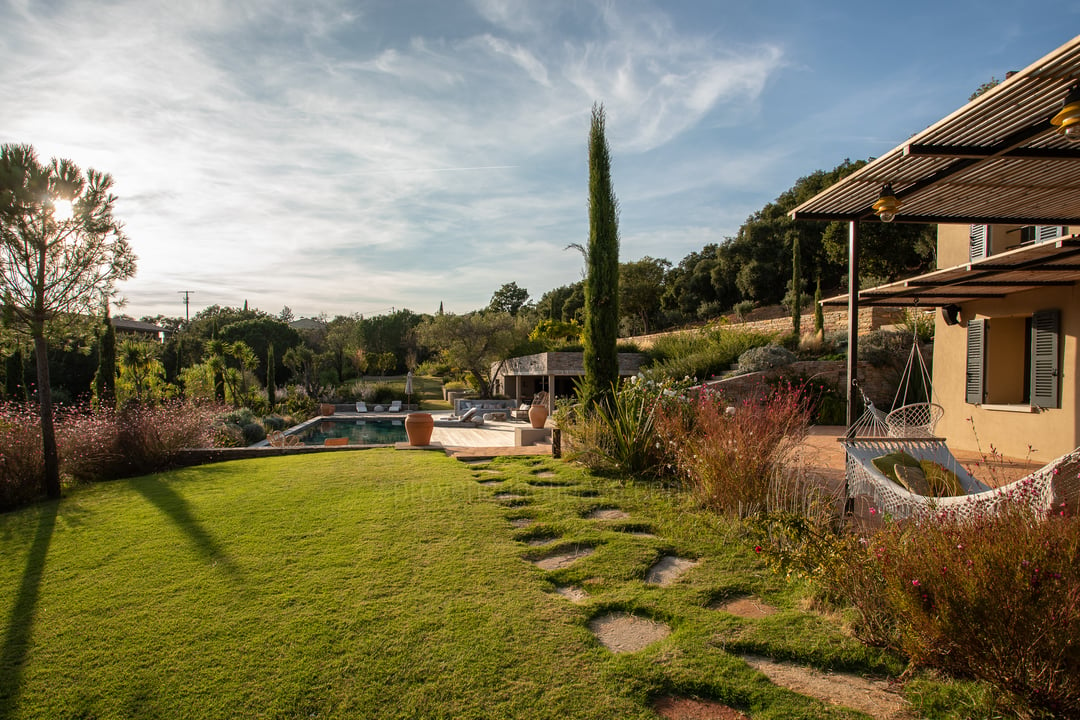 30 - Villa Hyères: Villa: Exterior