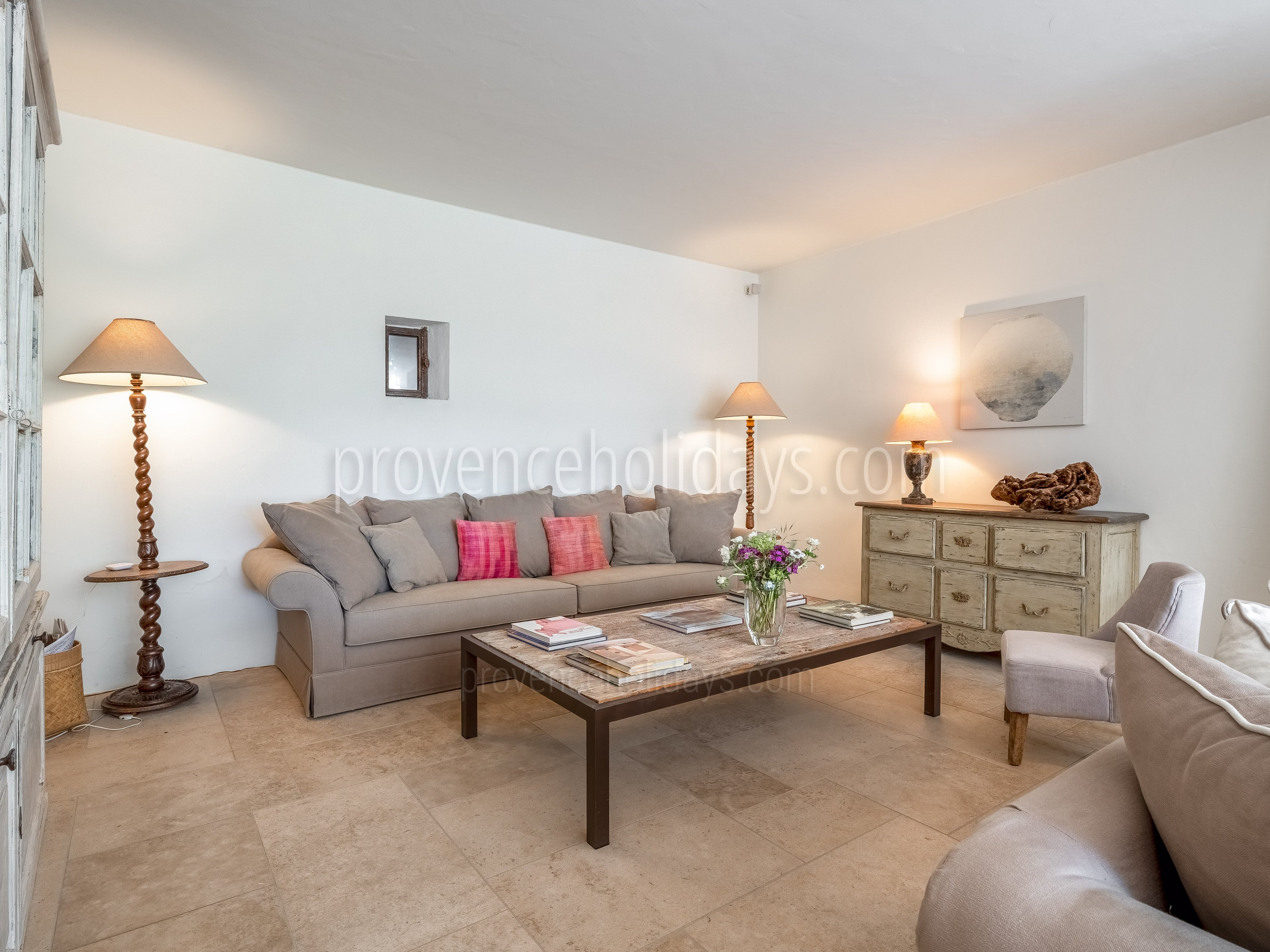 25 - Le Mas des Vignes: Villa: Interior