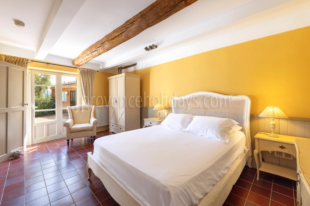 15 - La Grande Bastide d\'Ocre: Villa: Bedroom 1