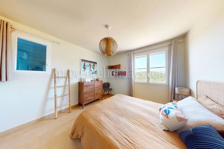 11 - Traditionelle Villa in Cavalaire-sur-Mer: Villa: Bedroom