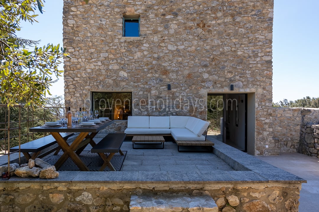 13 - Mas de la Rouquette: Villa: Exterior