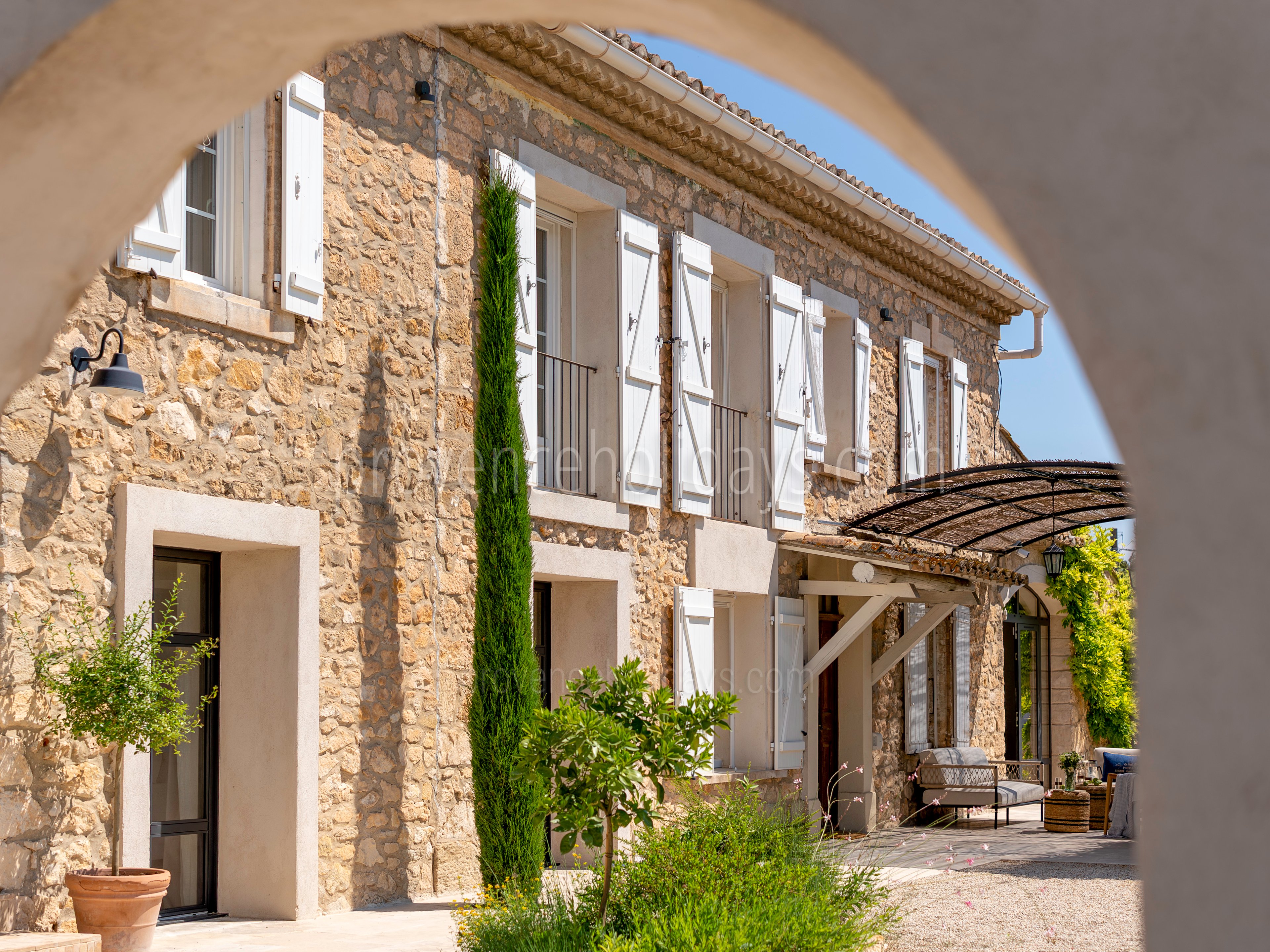 24 - Mas du Bois Clair: Villa: Exterior