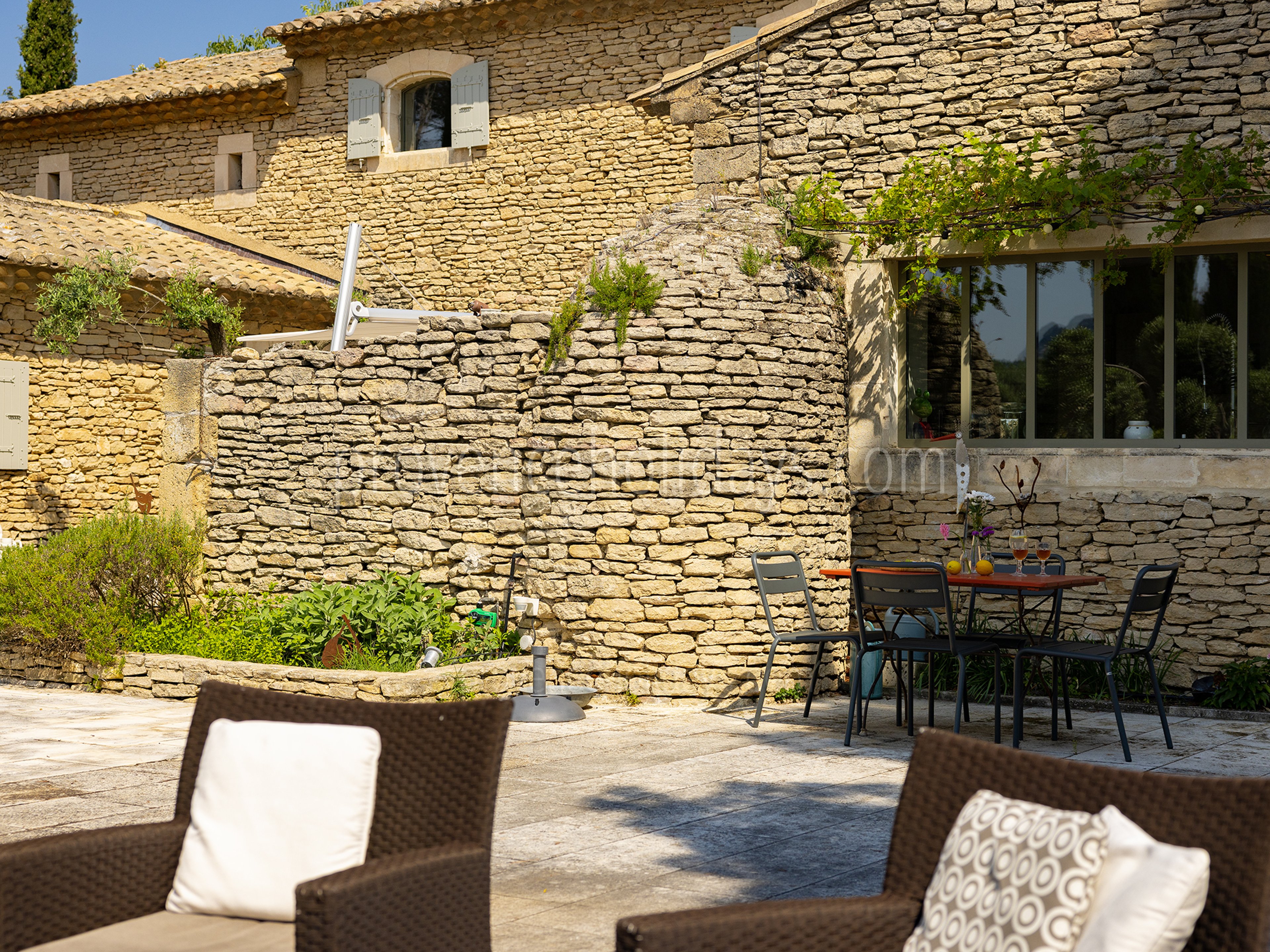 28 - Mas de Tournesol: Villa: Exterior