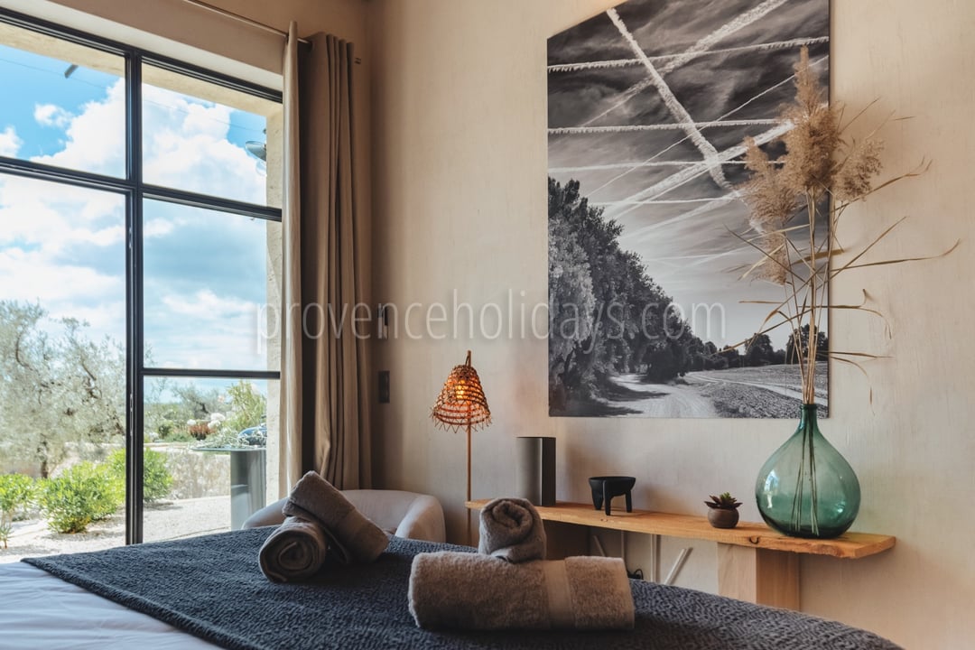 33 - Mas de Pierre: Villa: Bedroom 1
