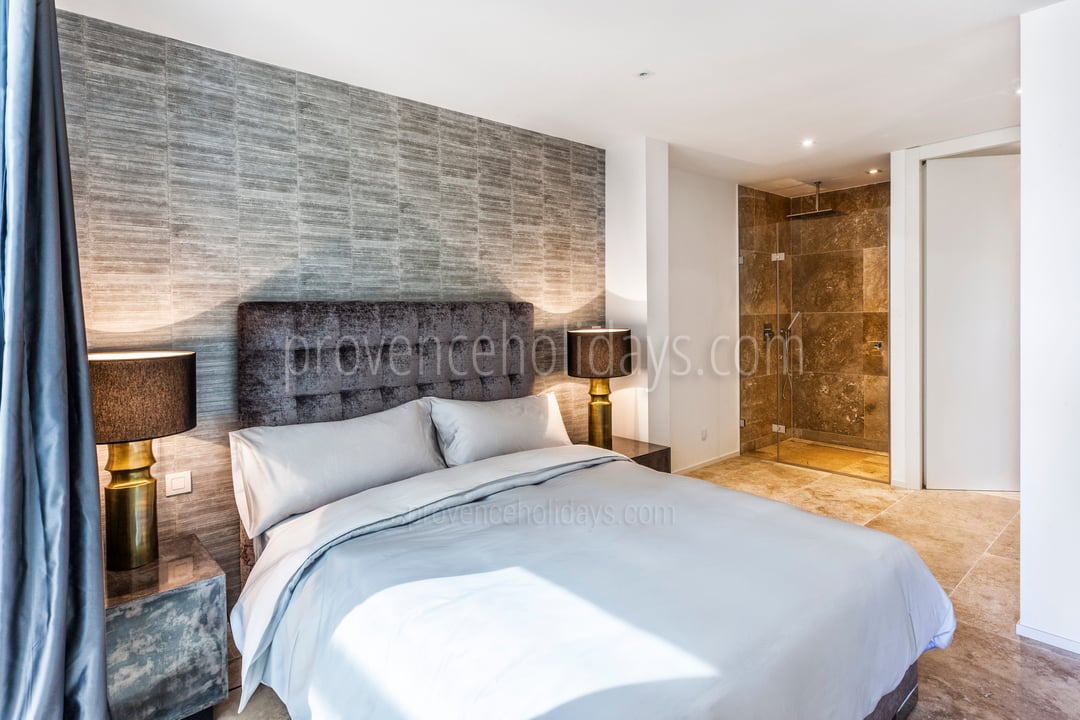 27 - Villa Cristal: Villa: Bedroom
