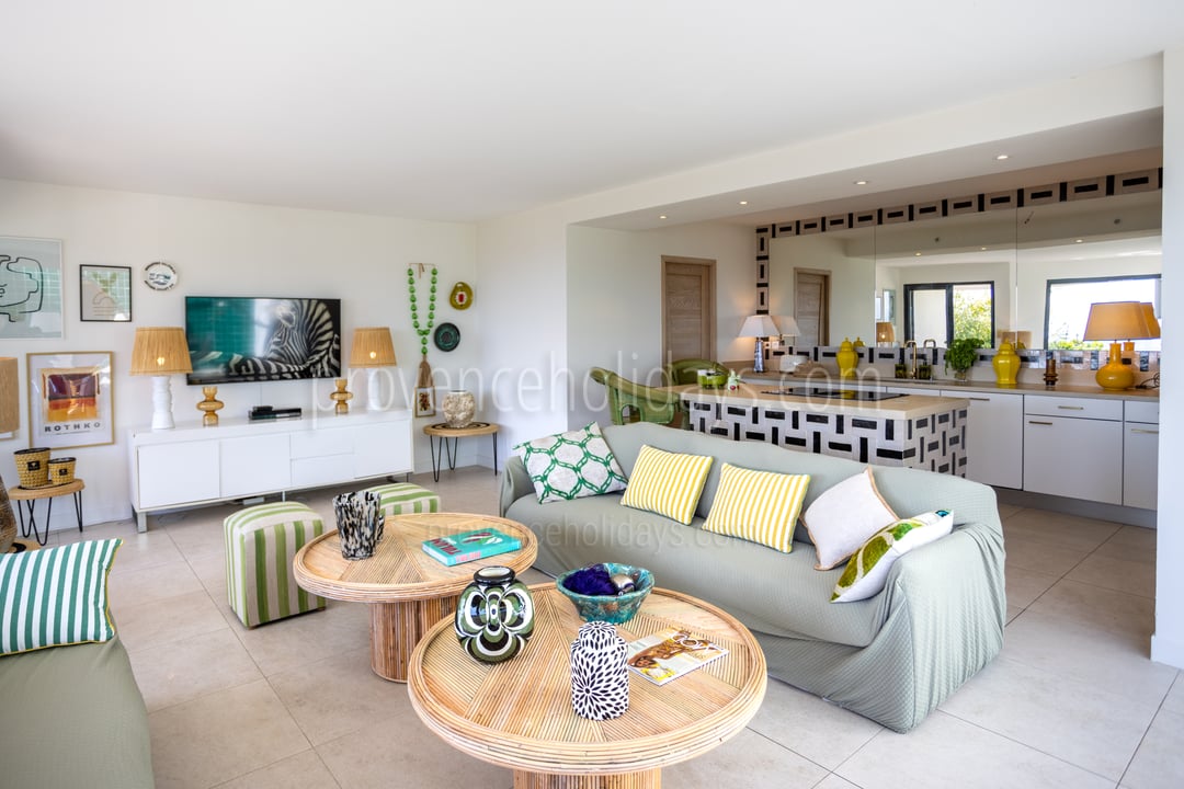 Refined villa with a private pool in Hyères, Côte d'Azur