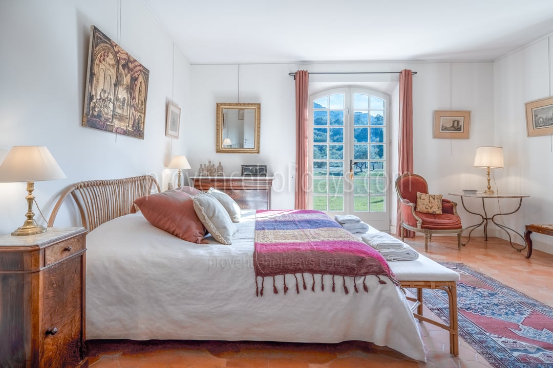 46 - Mas des Trois Cyprès: Villa: Bedroom