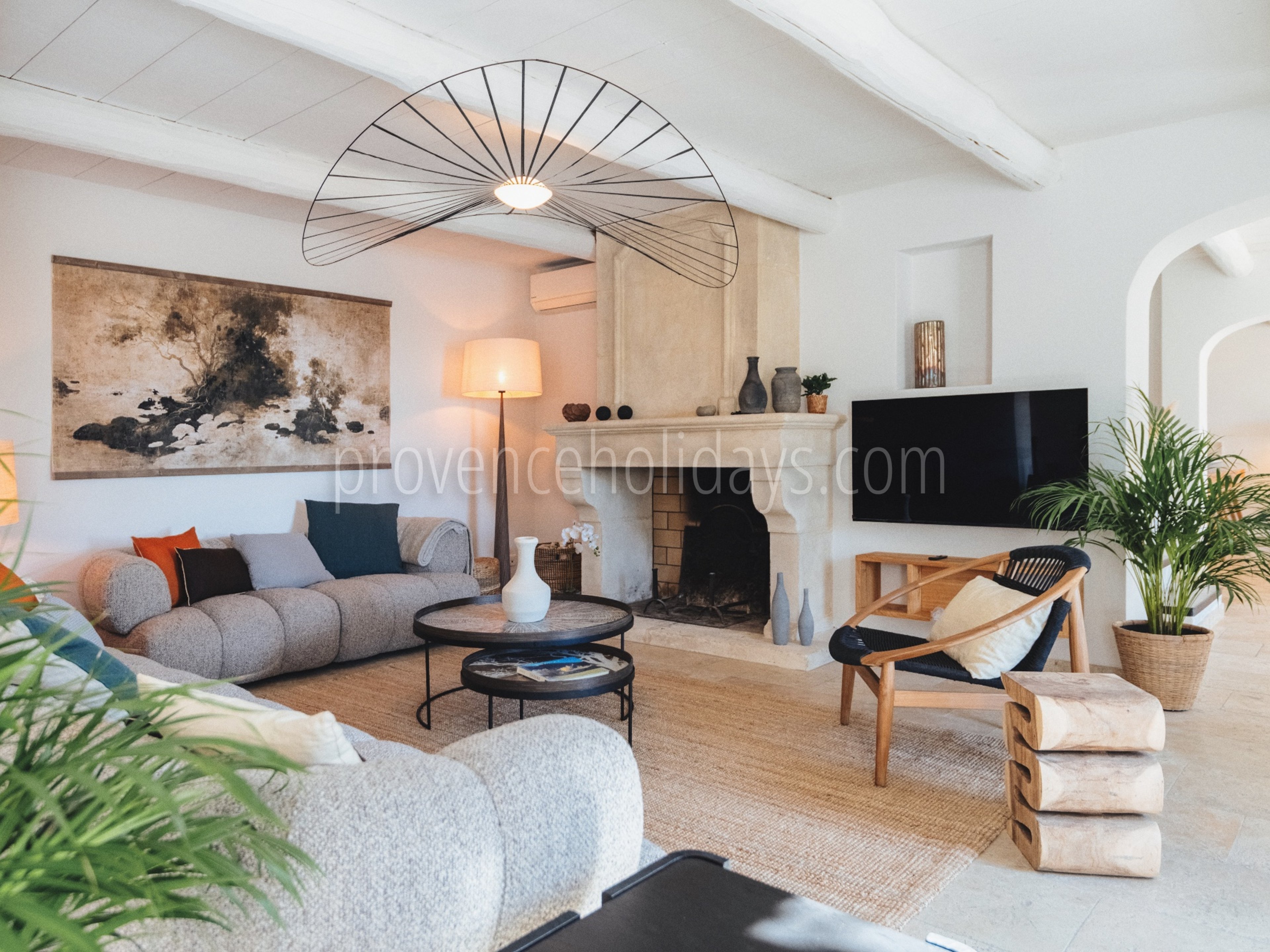 37 - Mas Calisson: Villa: Interior
