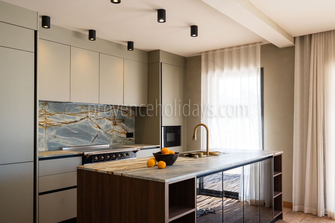 3 - Les Jardins des Alpilles: Villa: Interior