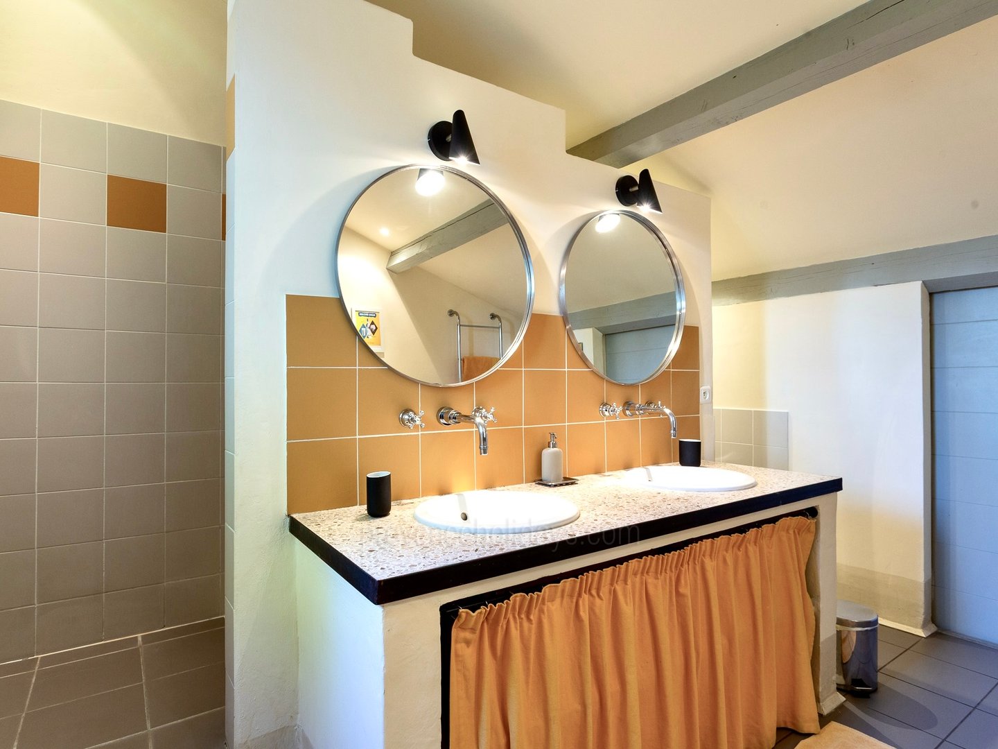 70 - Grand Mas de Cairanne: Villa: Bathroom