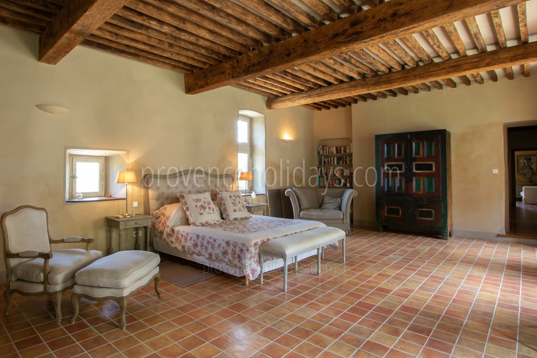 50 - Château des Templiers: Villa: Bedroom 1