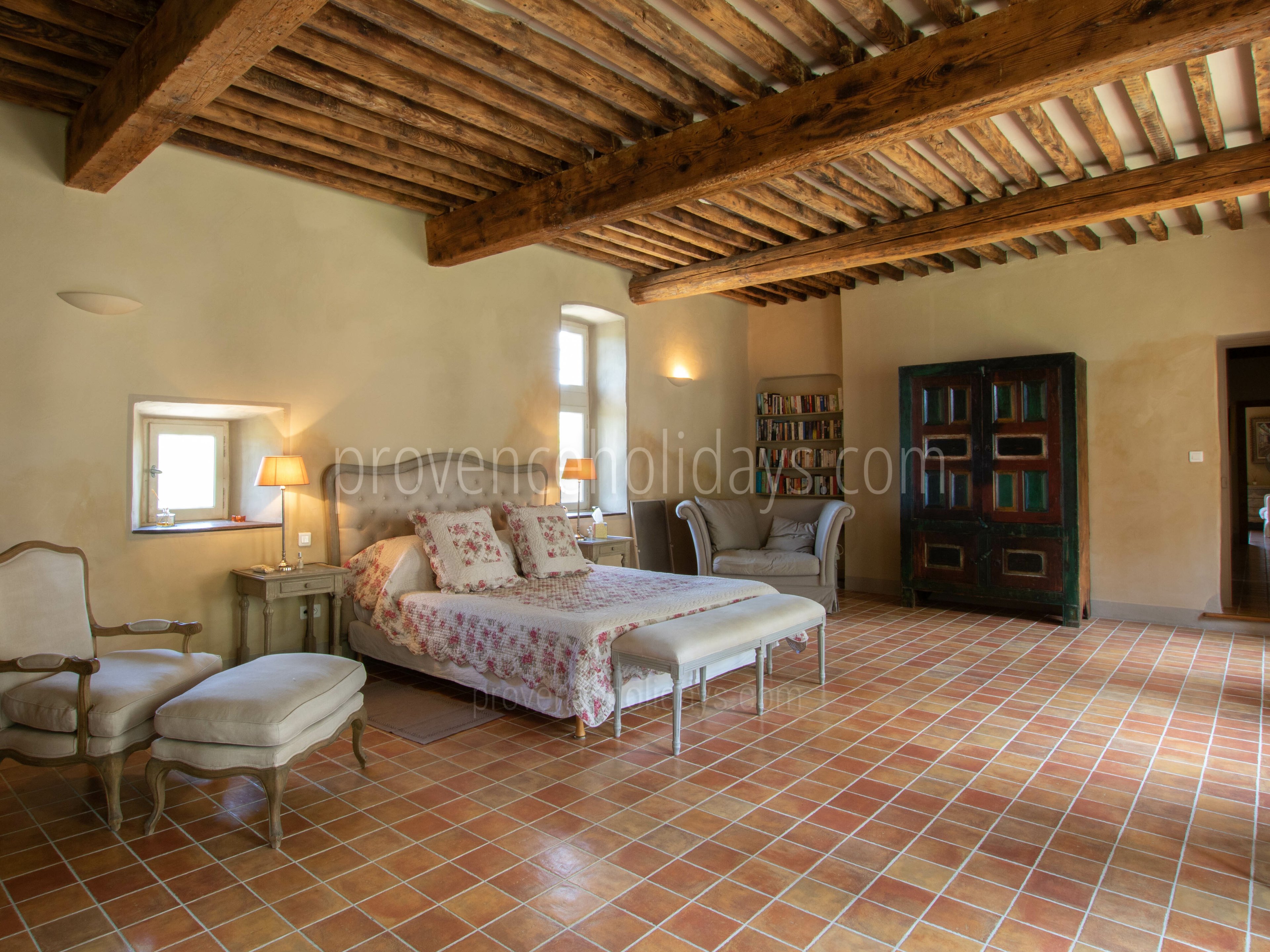 50 - Château des Templiers: Villa: Bedroom 1