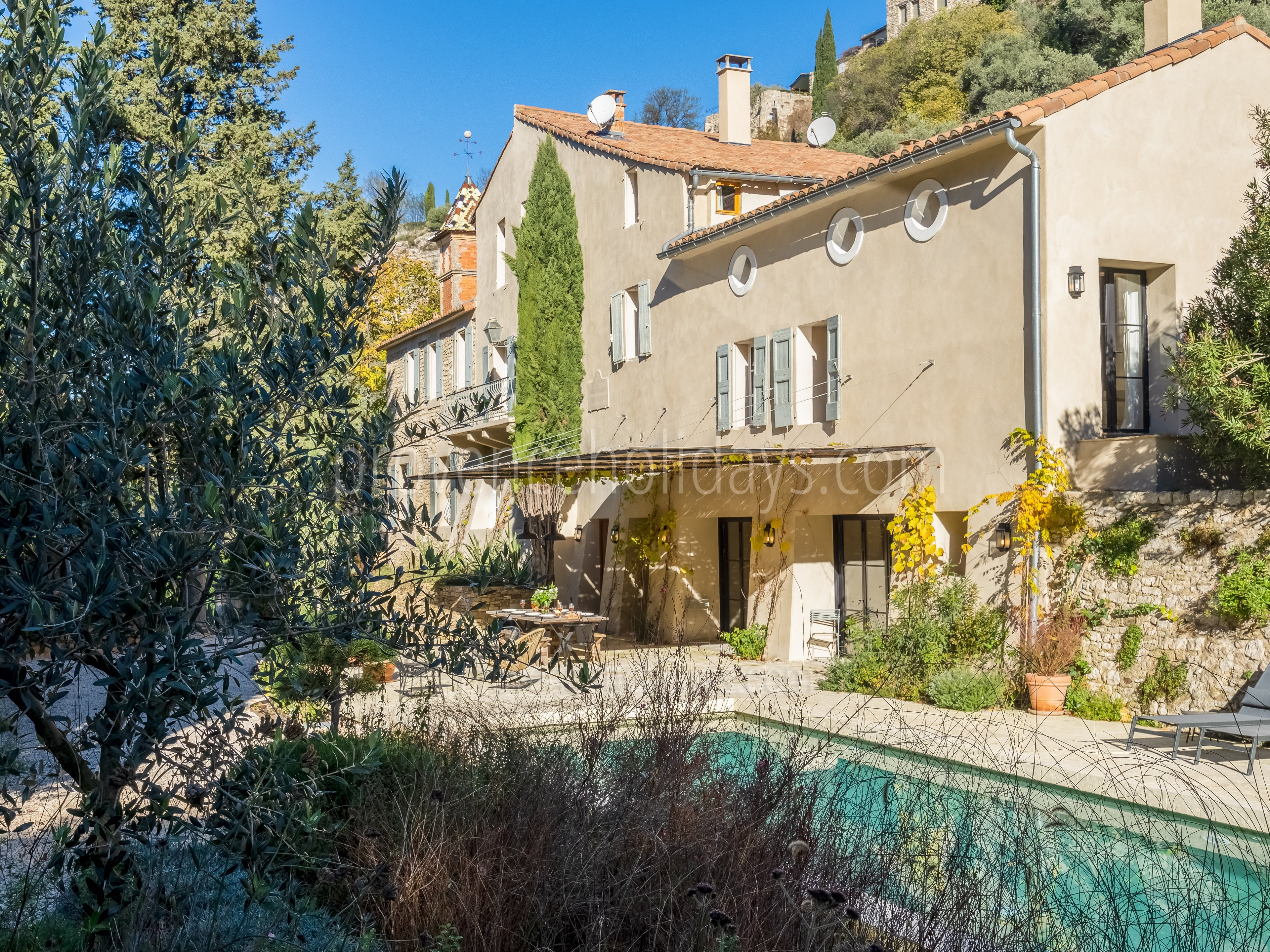 24 - Mas de Venasque: Villa: Exterior