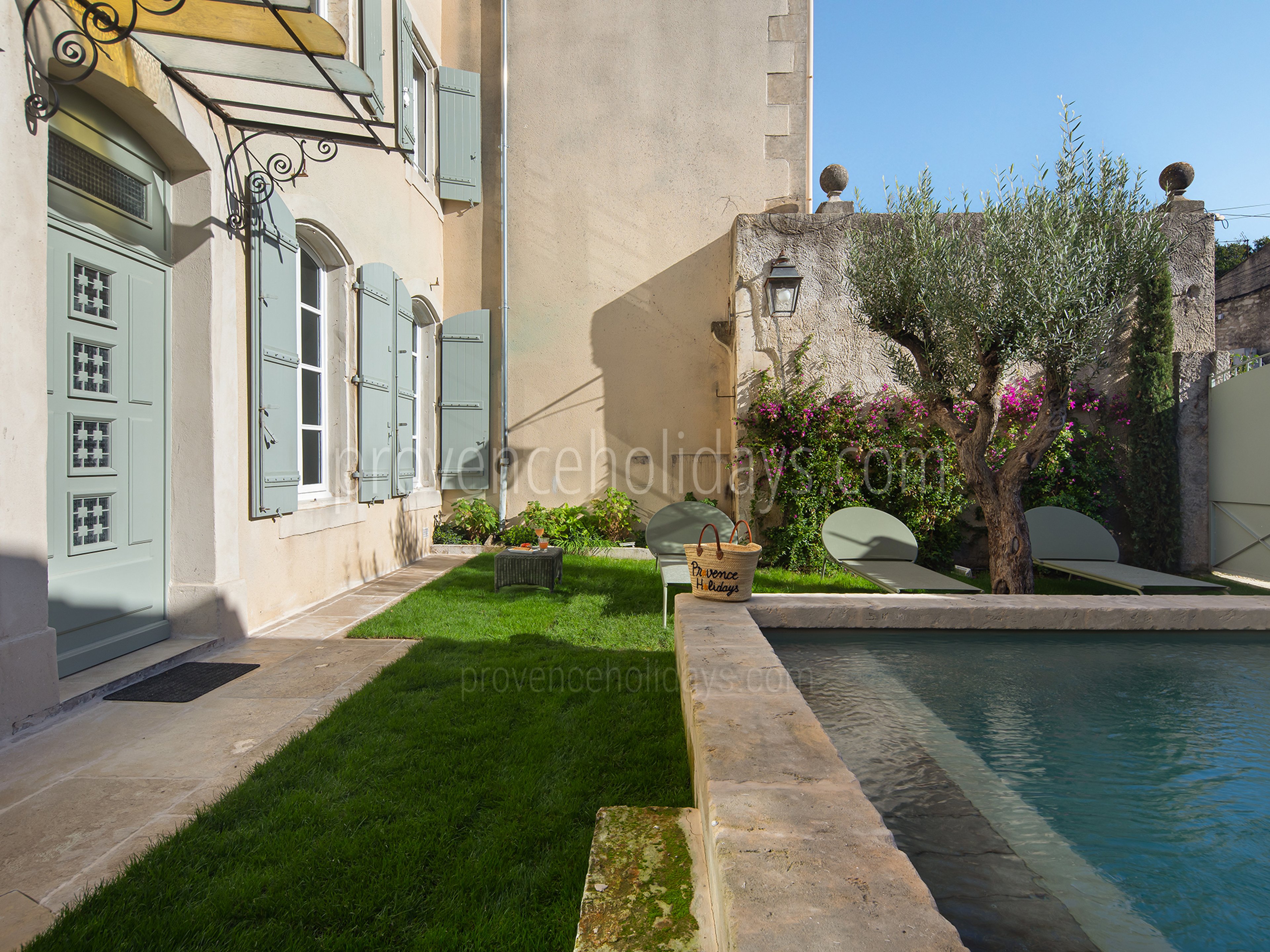 1 - Maison Augustin: Villa: Exterior