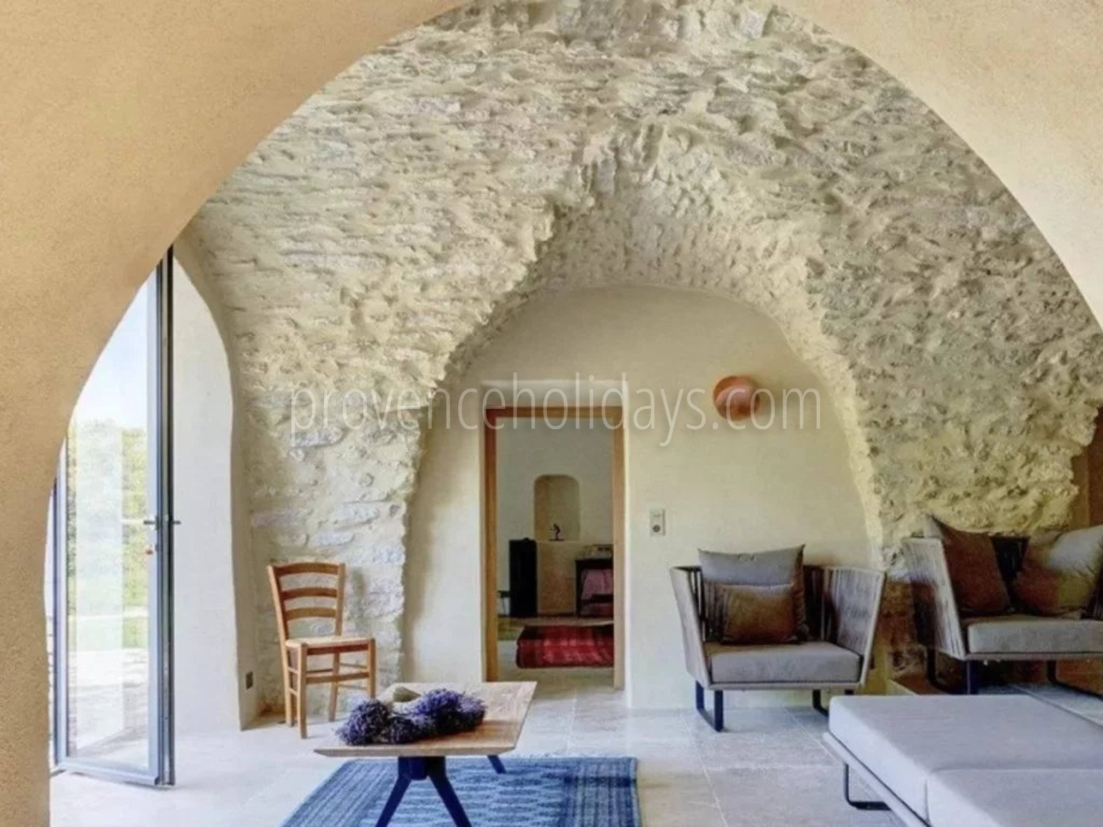13 - Characterful mas in Ménerbes: Villa: Interior