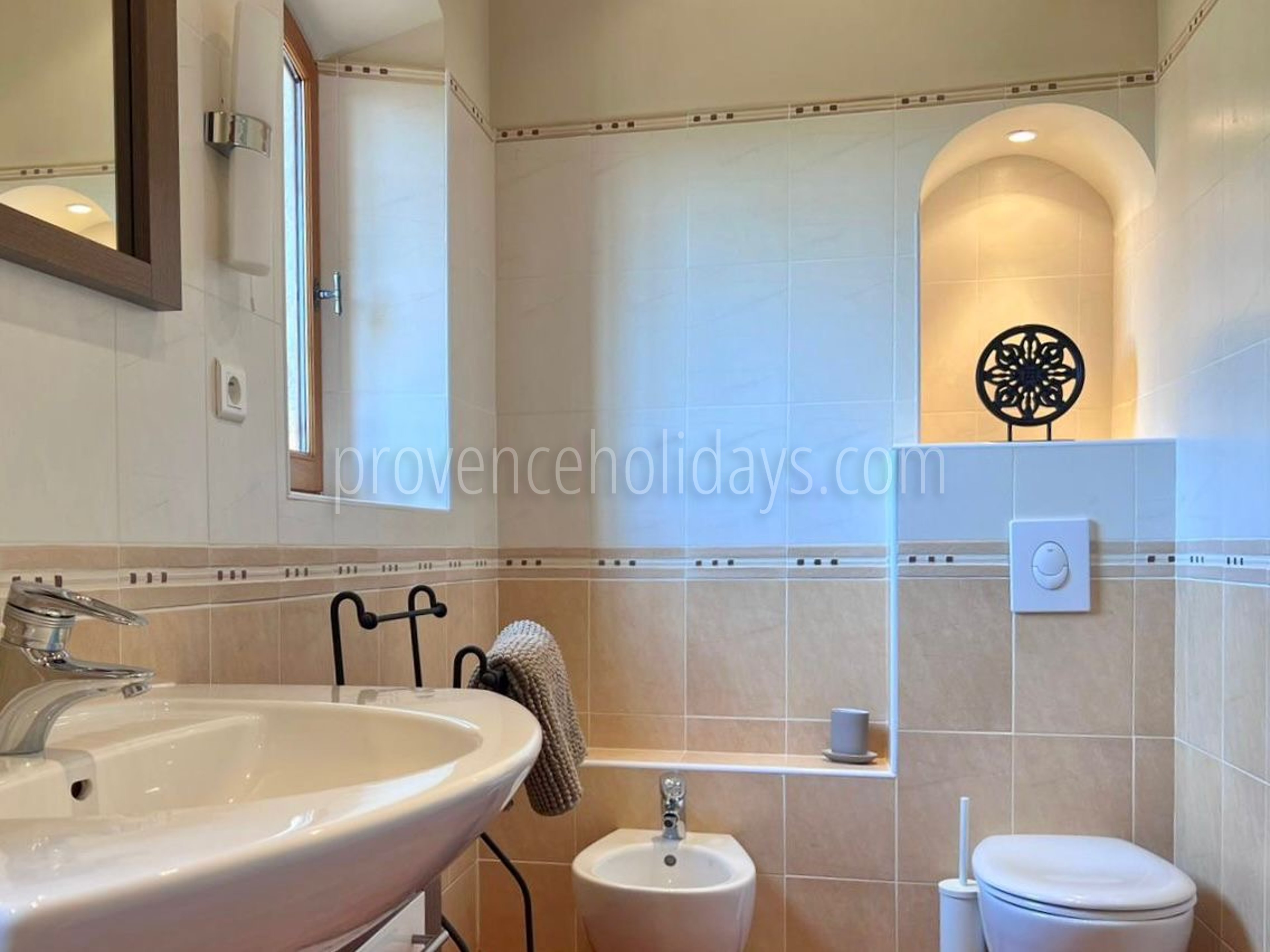 22 - Villa Valery: Villa: Bathroom