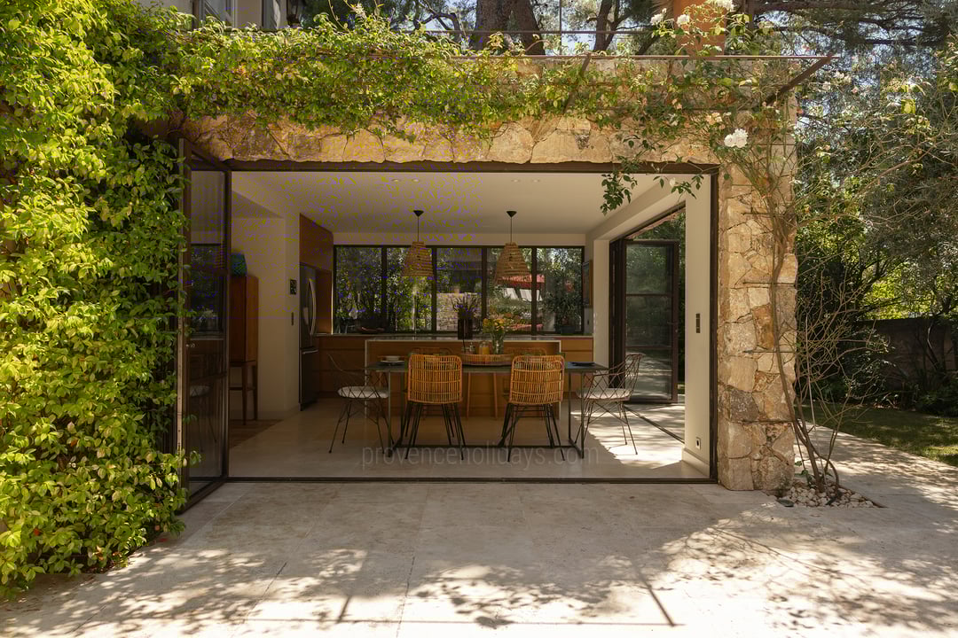 15 - Maison Cézanne: Villa: Exterior
