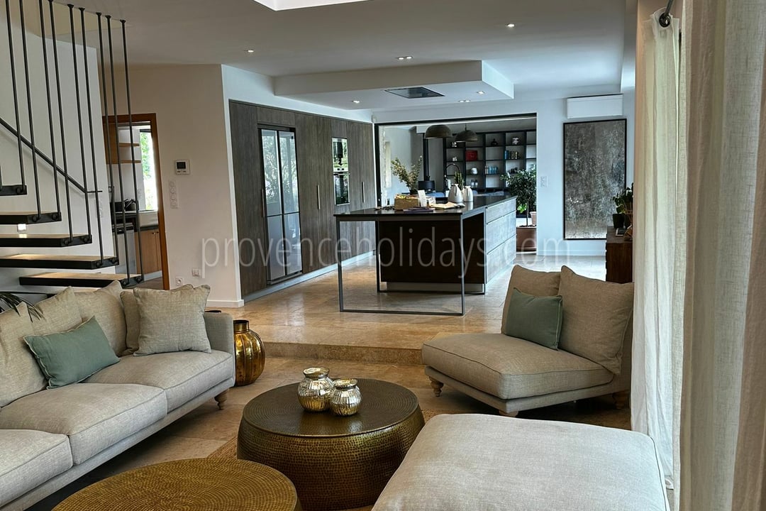 22 - Mas du Carlet: Villa: Interior
