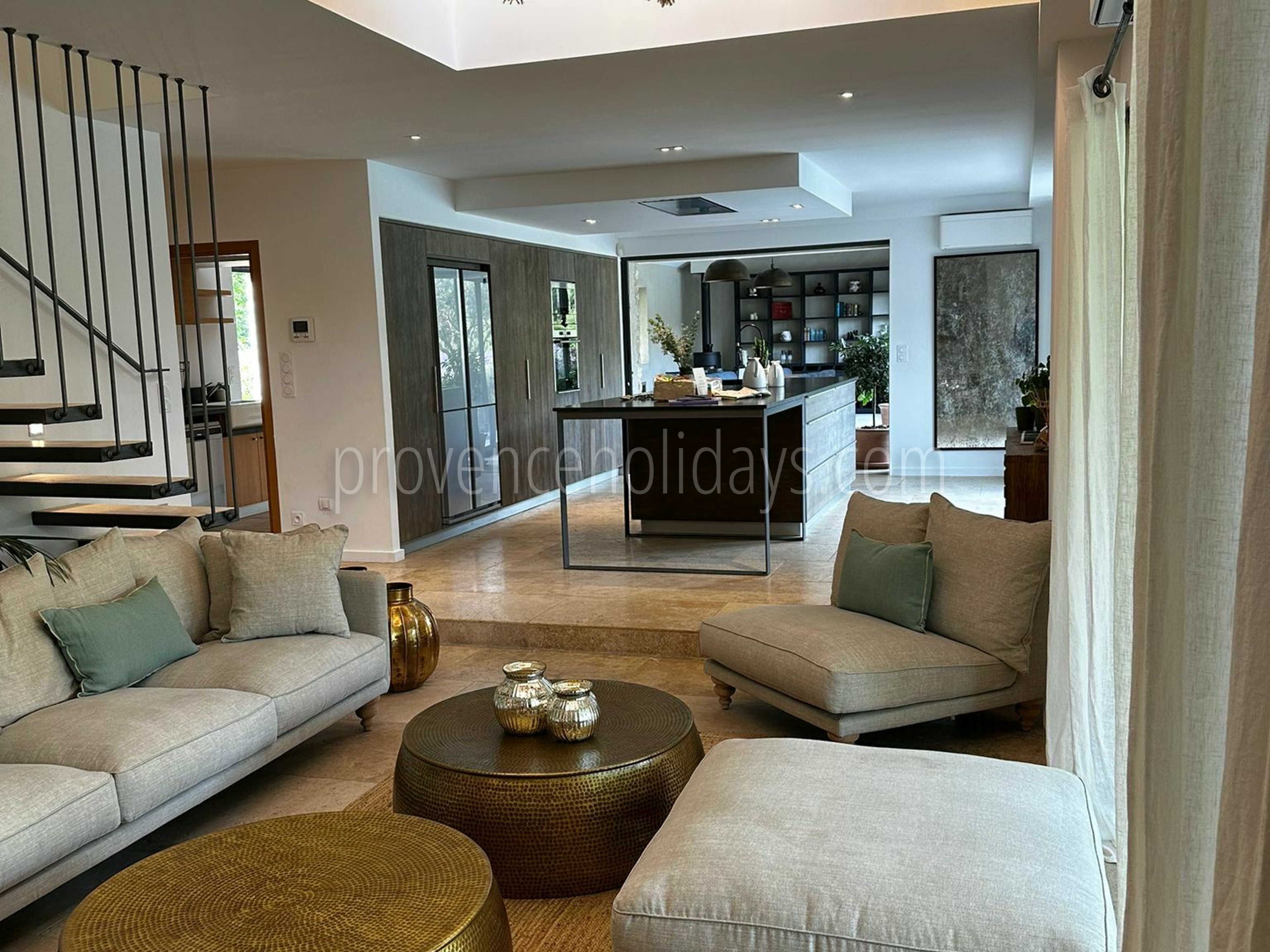 22 - Mas du Carlet: Villa: Interior