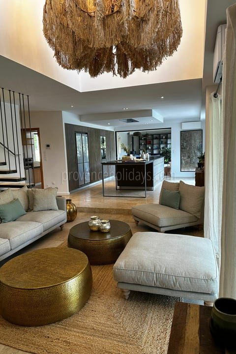 22 - Mas du Carlet: Villa: Interior