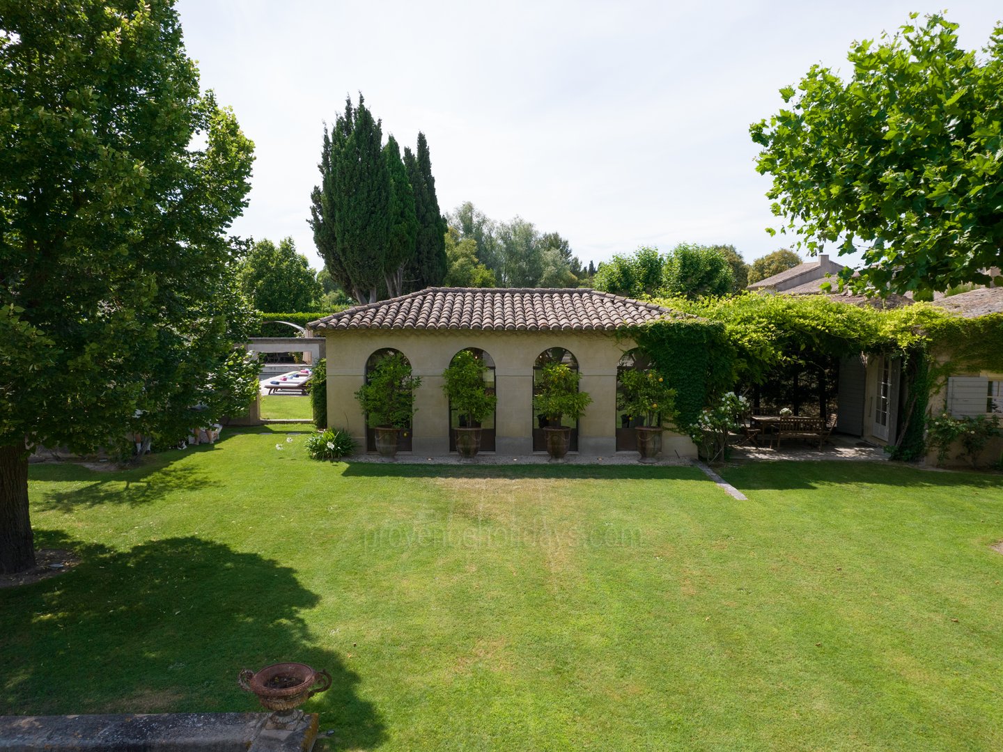 79 - Le Domaine des Cyprès: Villa: Exterior