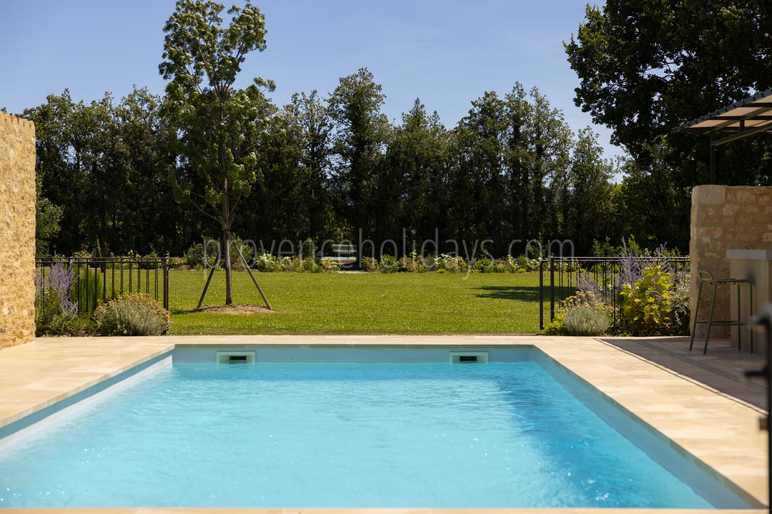 77 - Mas de la Lône: Villa: Pool