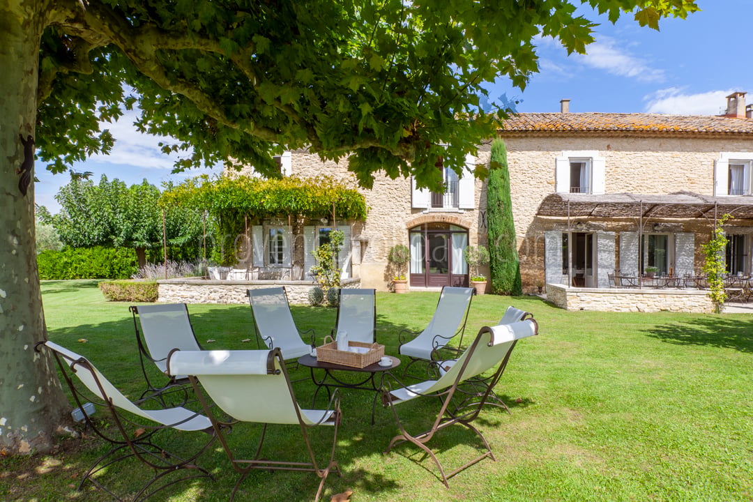 14 - Maison Robion: Villa: Exterior