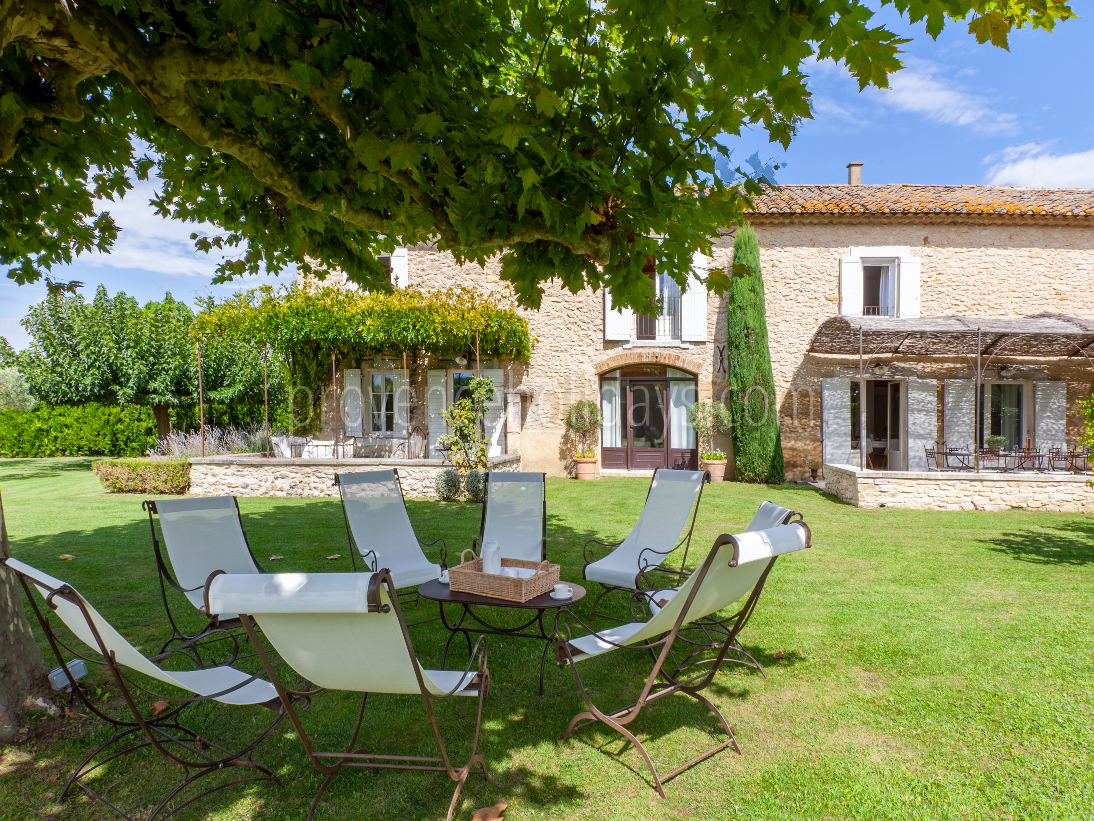 14 - Maison Robion: Villa: Exterior