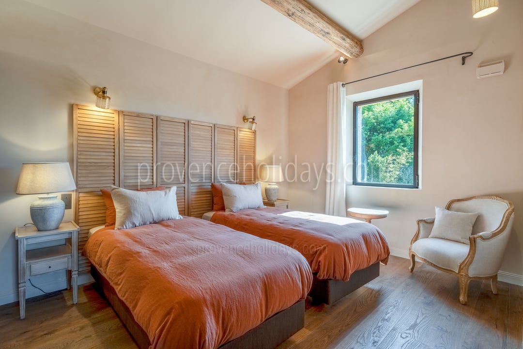 33 - Mas de la Douce Filiole: Villa: Bedroom