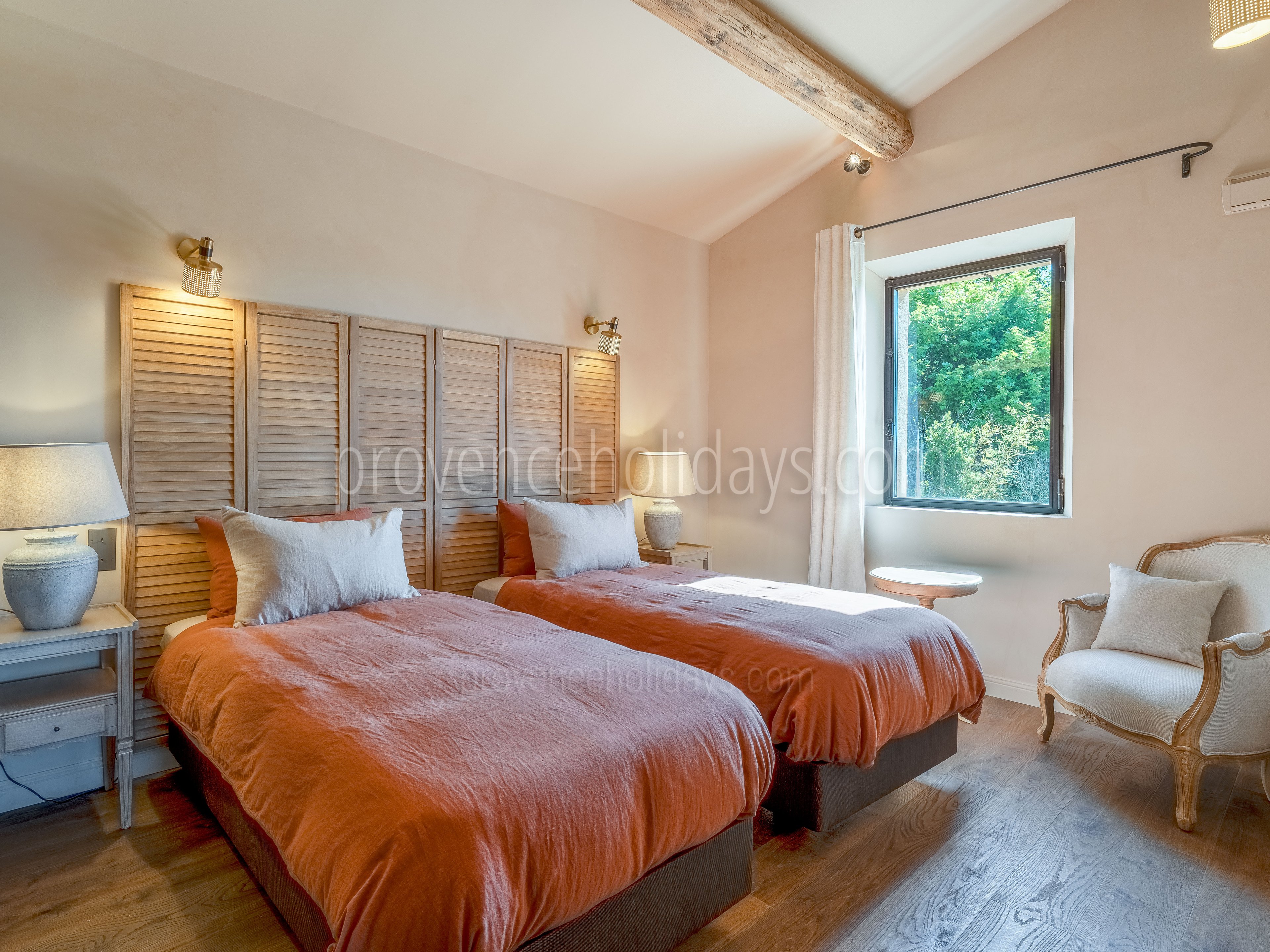 33 - Mas de la Douce Filiole: Villa: Bedroom