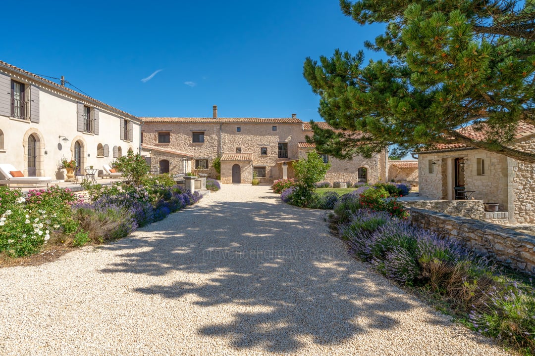 81 - Domaine Château du Bois: Villa: Exterior