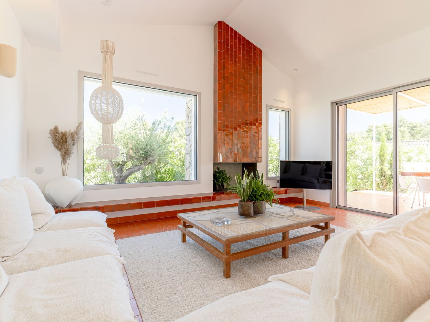 28 - Maison Bardot: Villa: Interior