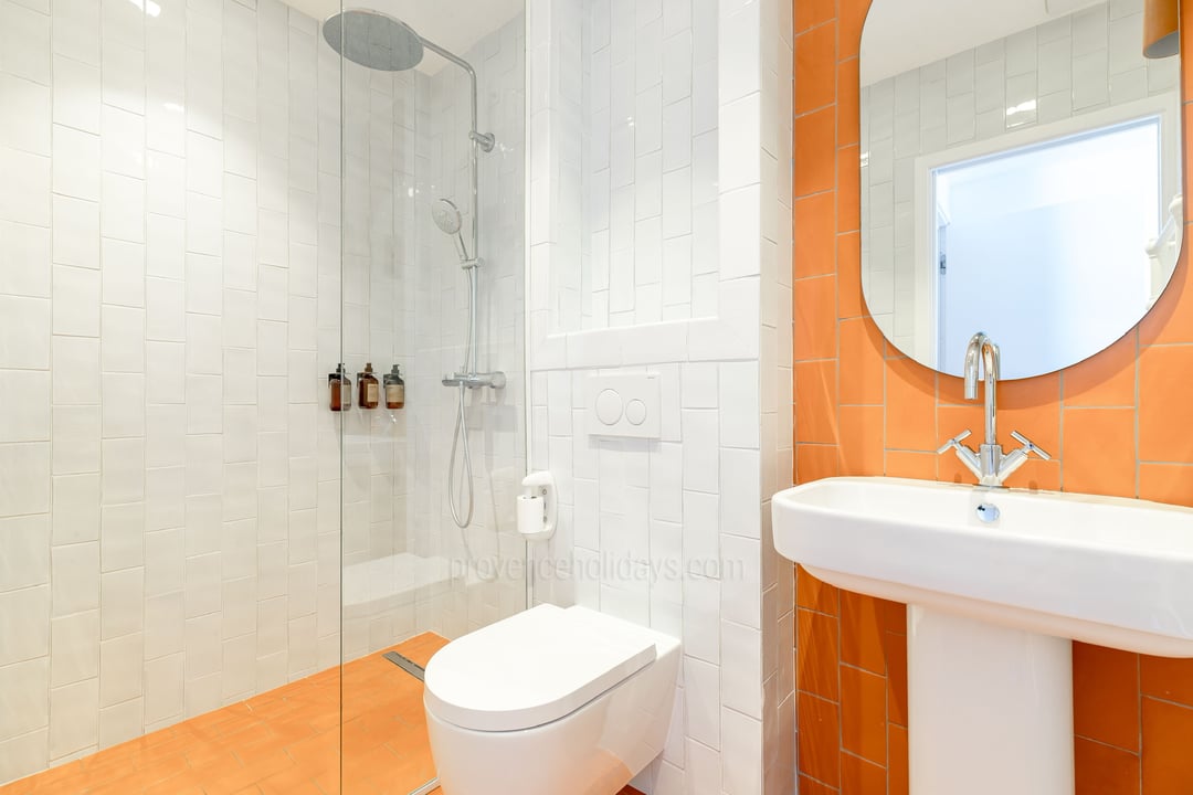 55 - Maison Bardot: Villa: Bathroom