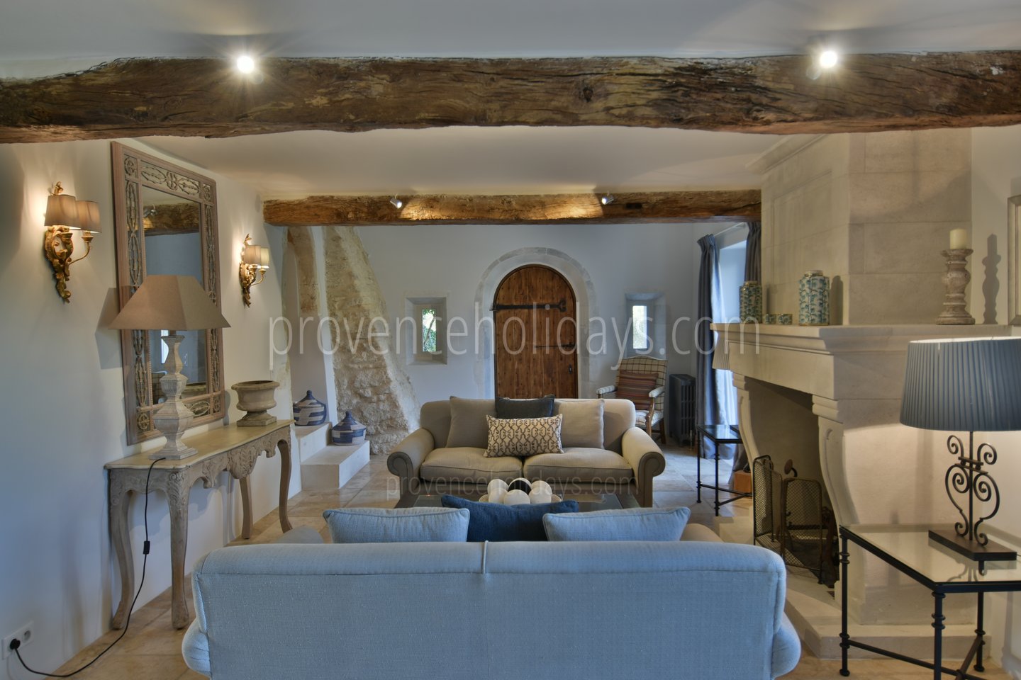 27 - Chez Emile: Villa: Interior