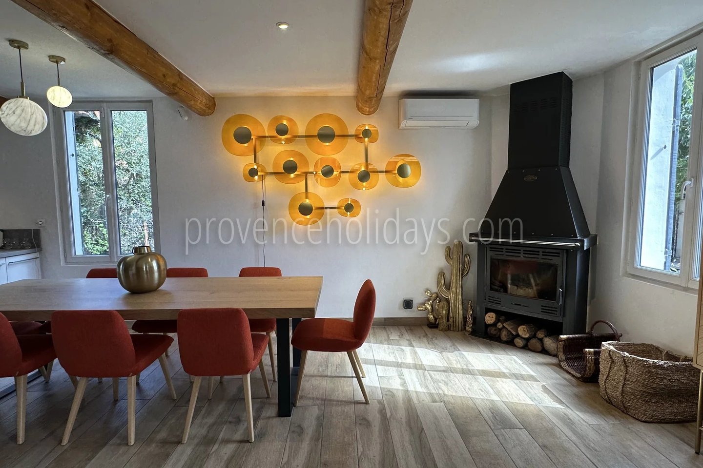 17 - Village house in Eygalières: Villa: Interior