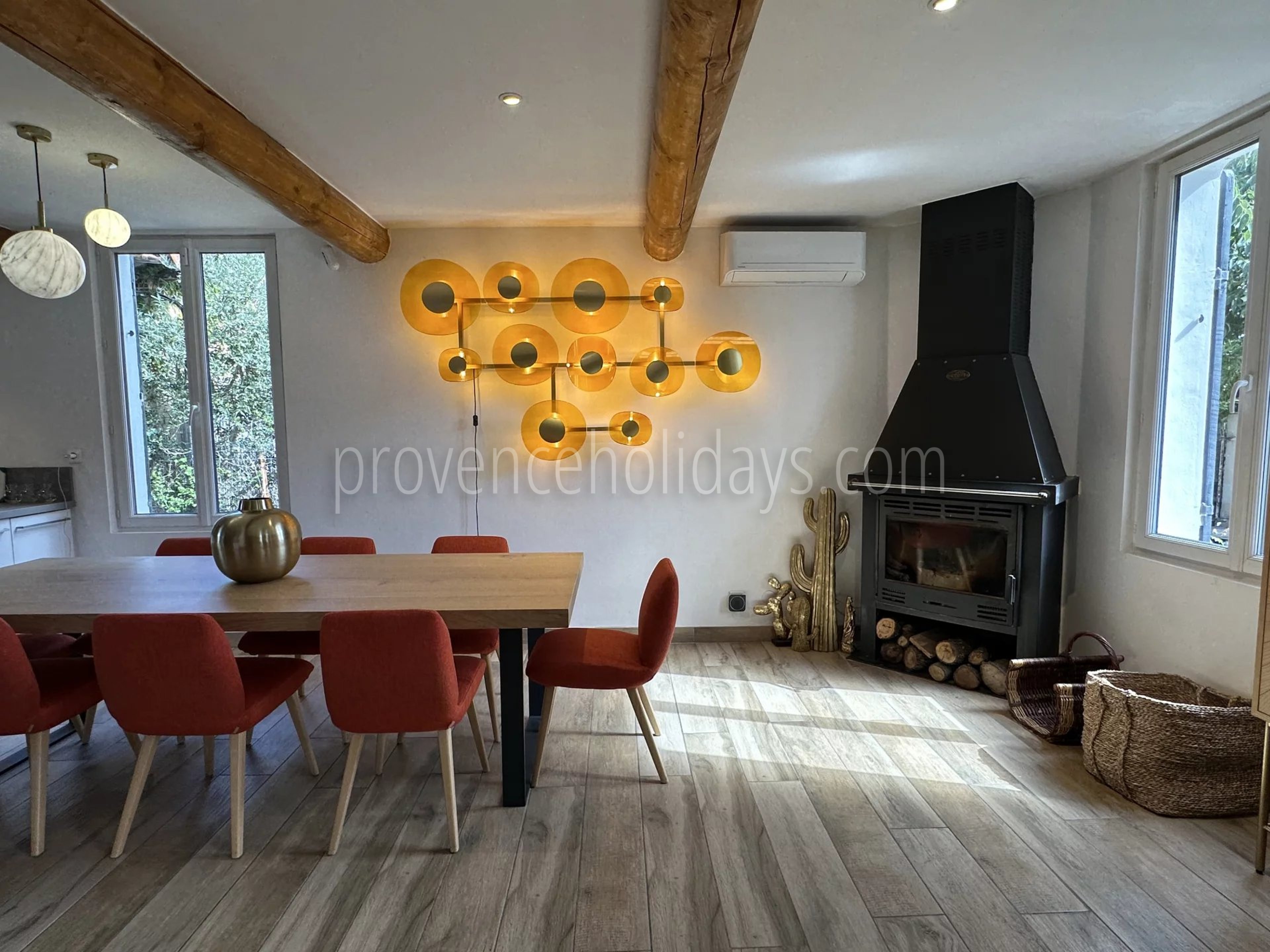 17 - Village house in Eygalières: Villa: Interior