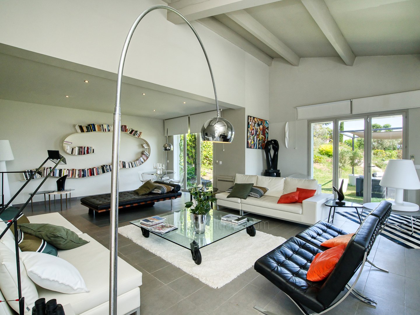 27 - Mistral Serene: Villa: Interior