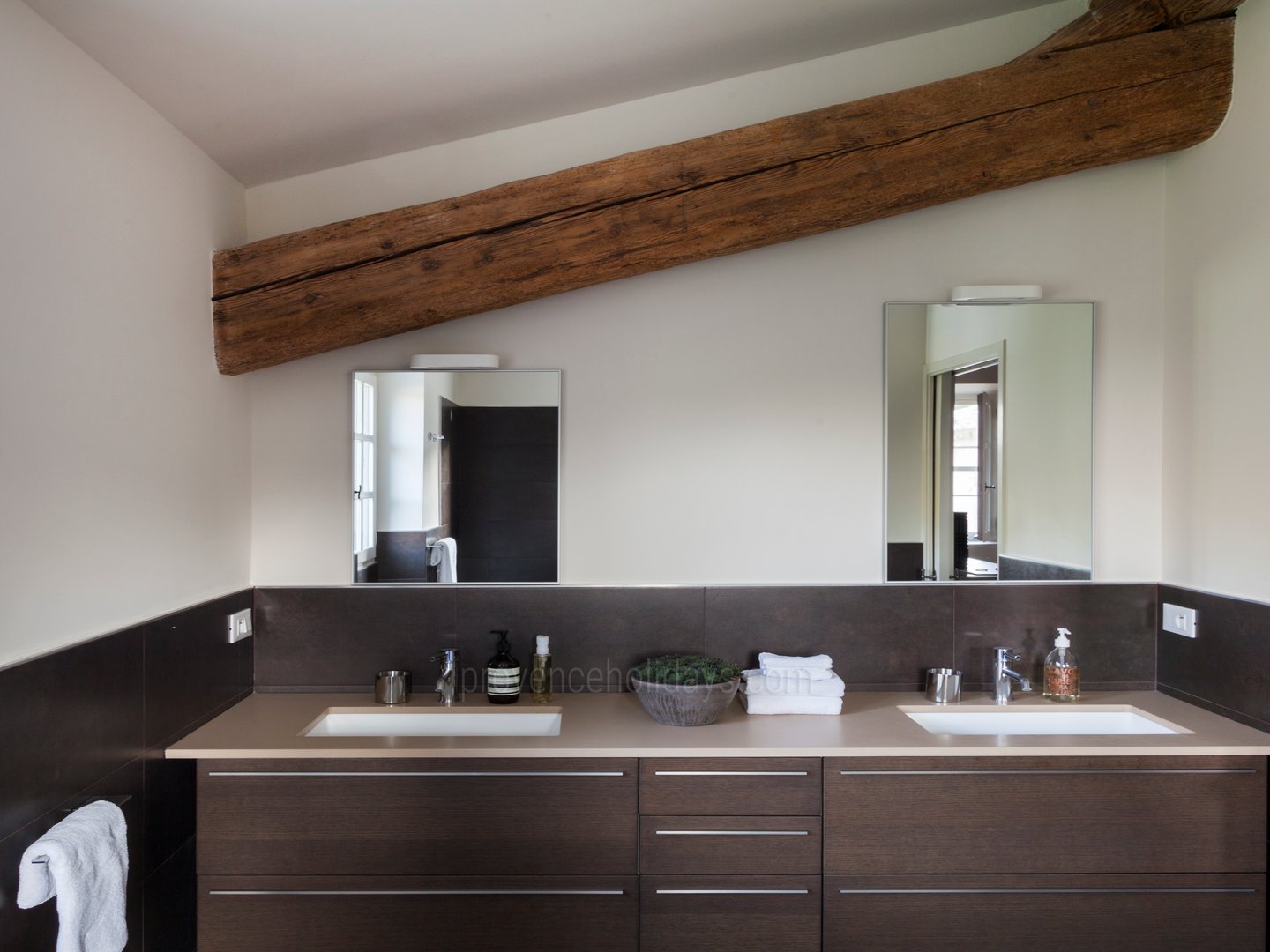89 - Mas du Pianiste: Villa: Bathroom
