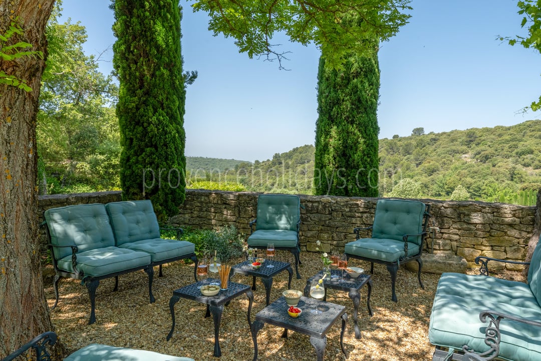10 - Le Mas de Bonnieux: Villa: Exterior