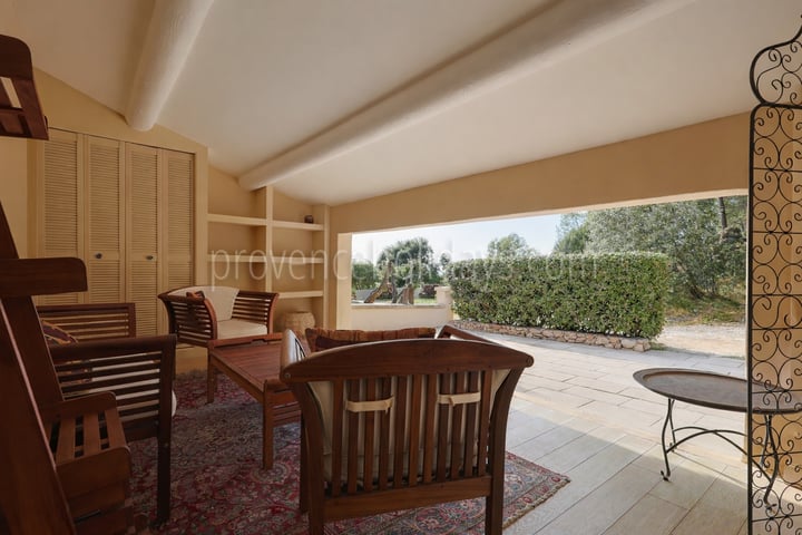 16 - Domaine de la Tour: Villa: Interior